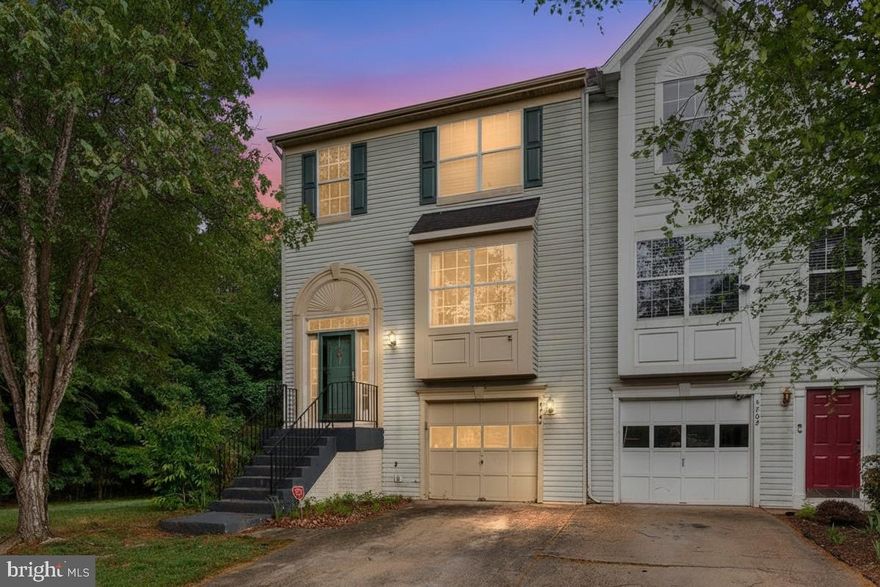 Welcome to this charming end-unit townhouse in the sought-after Kings Crest community of Spotsylvania—an ideal opportunity for a first-time homebuyer! This 3-bedroom, 2.5-bath home offers a spacious and functional layout across three levels, along with the convenience of a 1-car garage.
The main level features a bright kitchen, a separate dining area, and a comfortable living room with a cozy gas fireplace—perfect for relaxing or entertaining. Upstairs, the primary suite includes a private bath, with two additional bedrooms and a full hall bath providing plenty of space for family, guests, or a home office.
The walkout basement offers room to grow—whether you’re looking for extra storage or a recreation area. Step outside to the rear deck overlooking a fenced backyard that backs to a peaceful pond, creating a quiet and scenic setting.
With community amenities like a pool and playground, plus convenient access to shopping, dining, and commuter routes, this home checks all the boxes for comfortable and affordable living. Don’t miss your chance to make it yours!