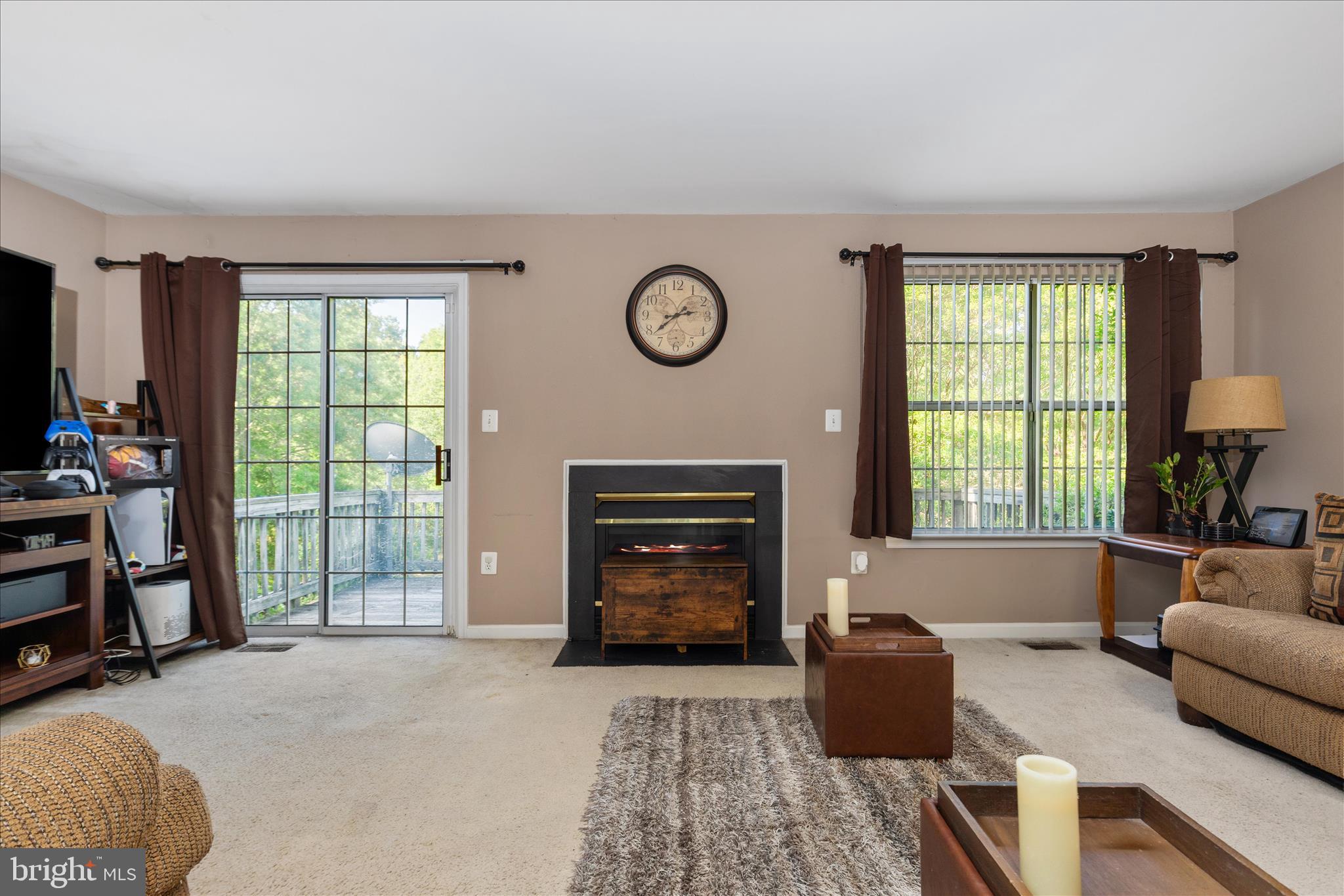 KINGS CREST - Residential