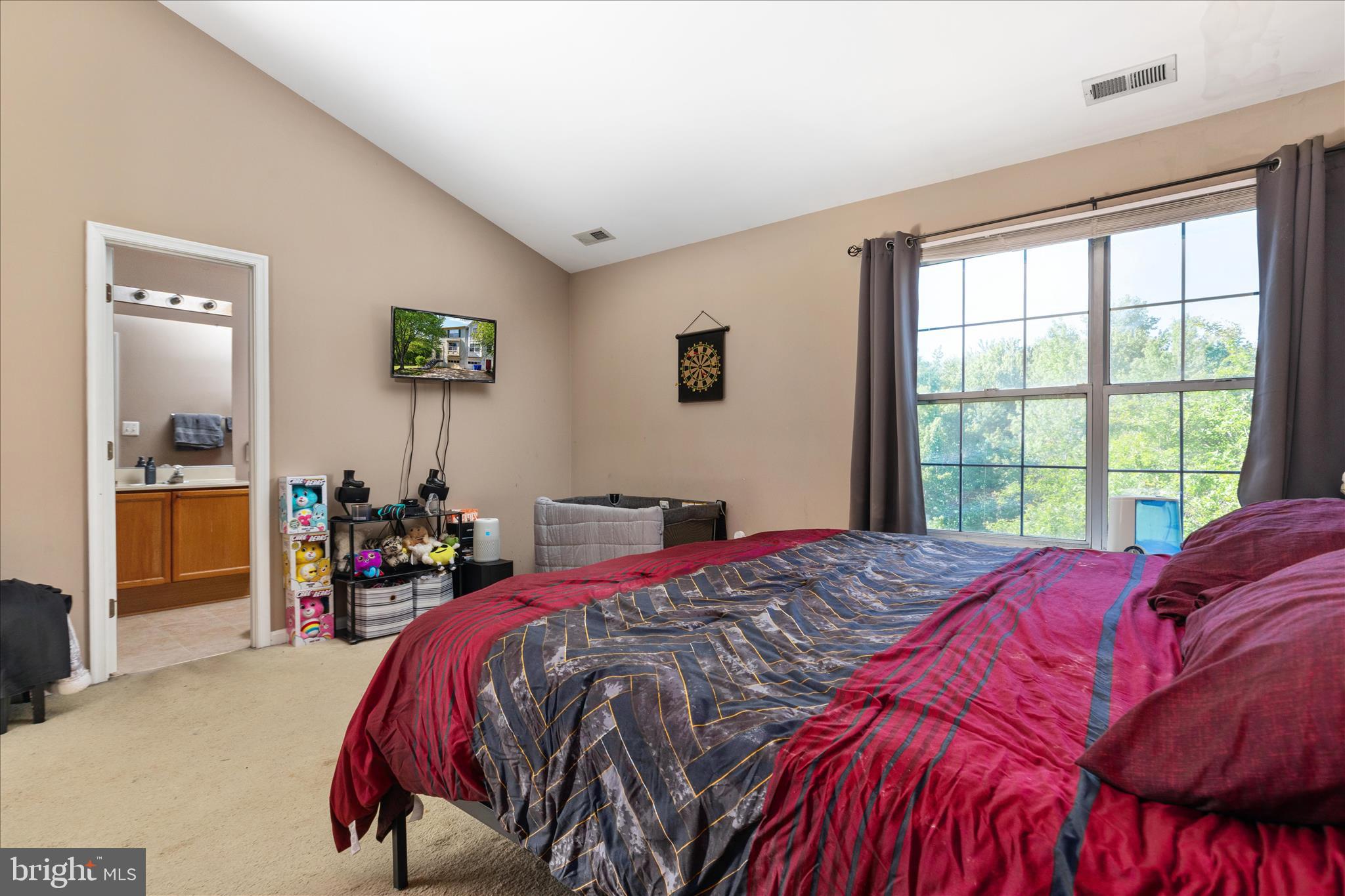 KINGS CREST - Residential