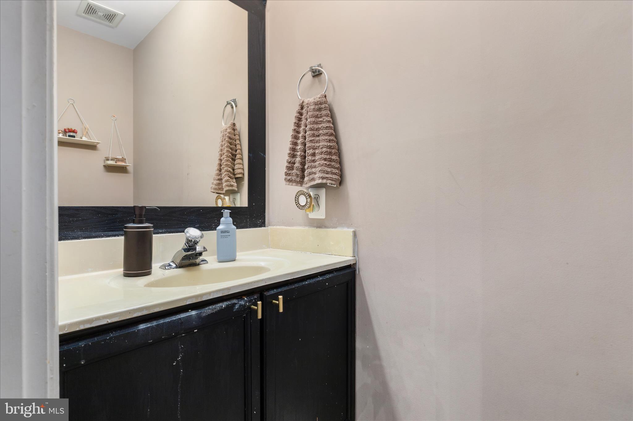 KINGS CREST - Residential