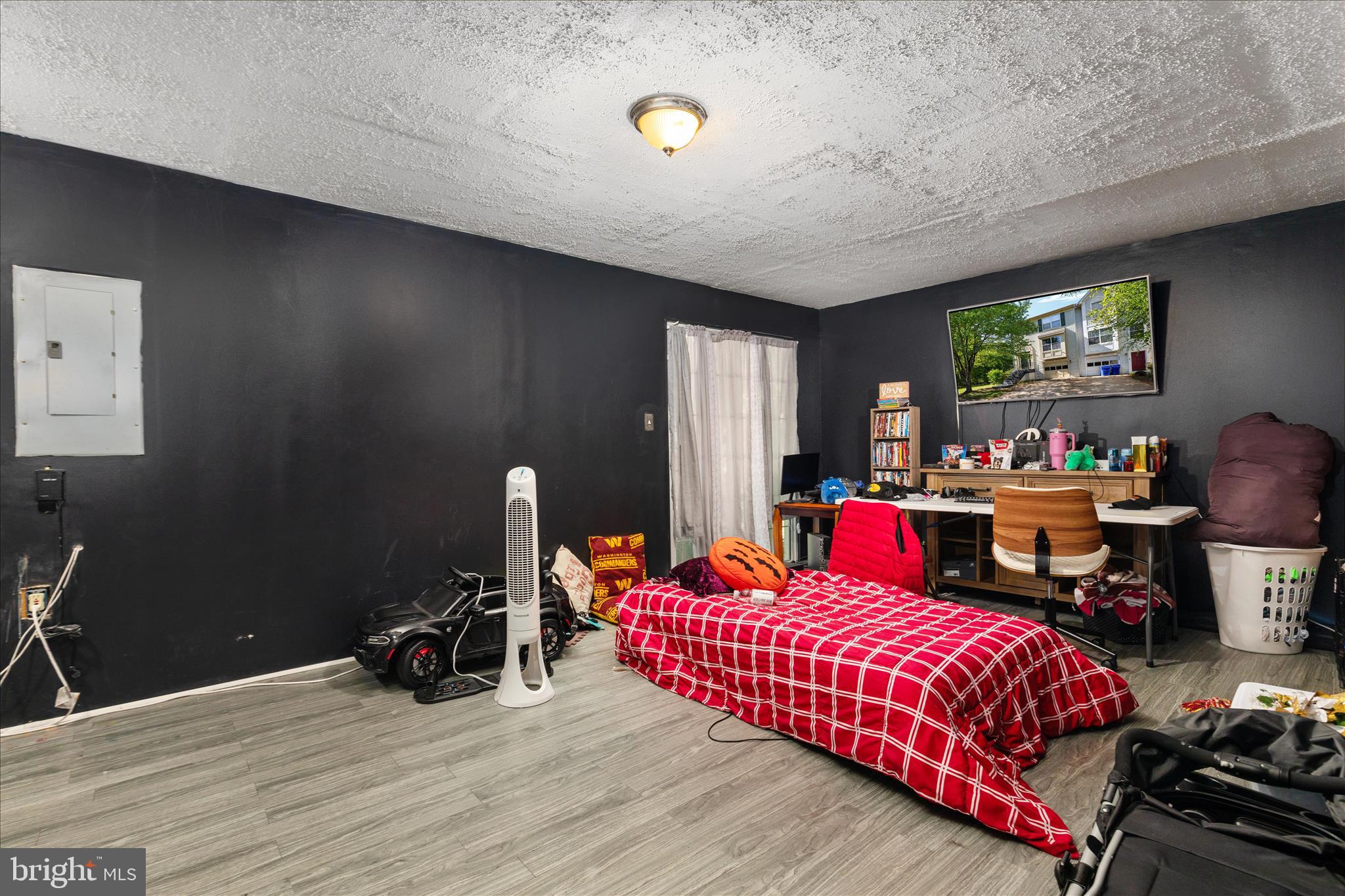 KINGS CREST - Residential
