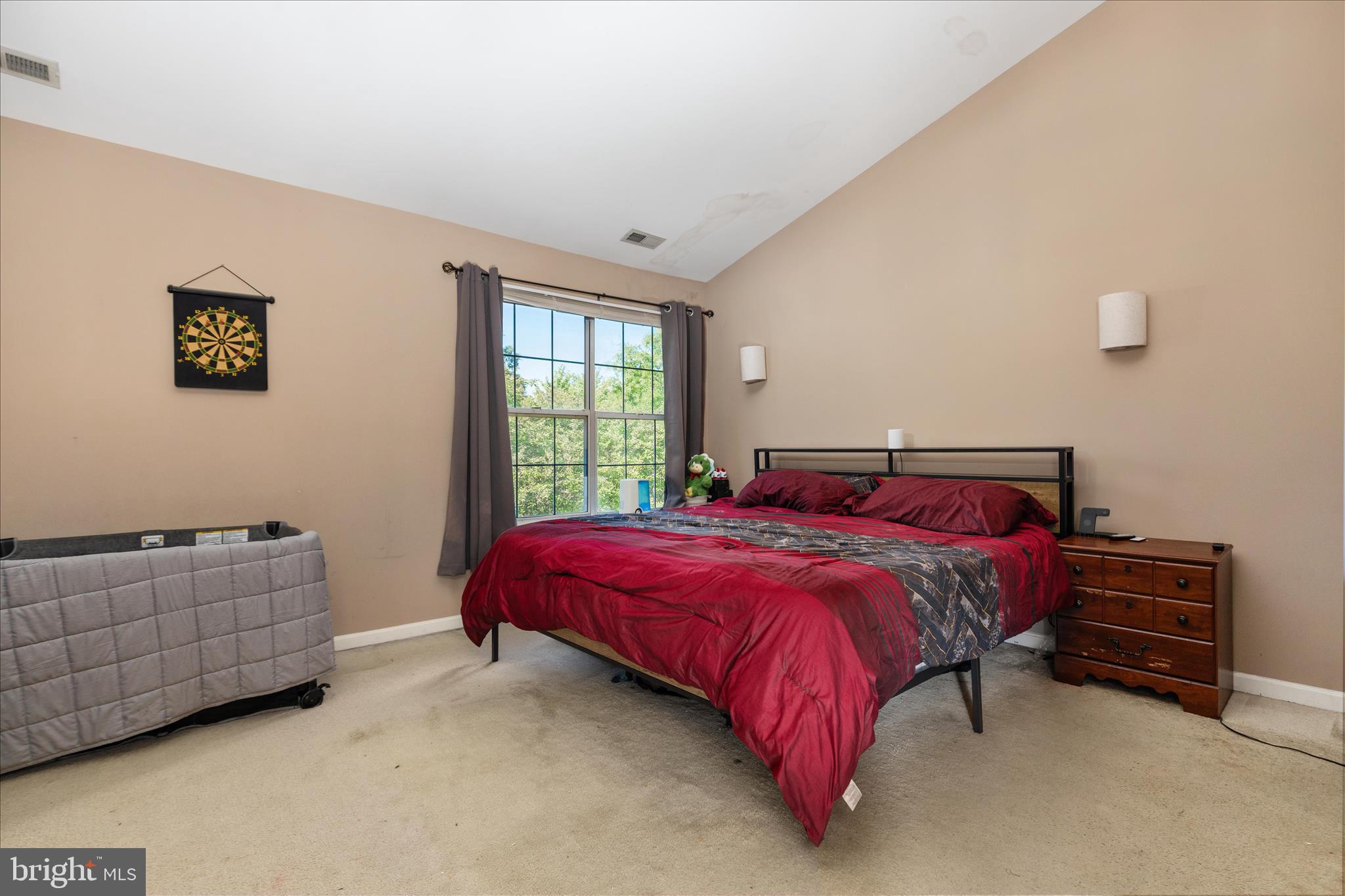 KINGS CREST - Residential