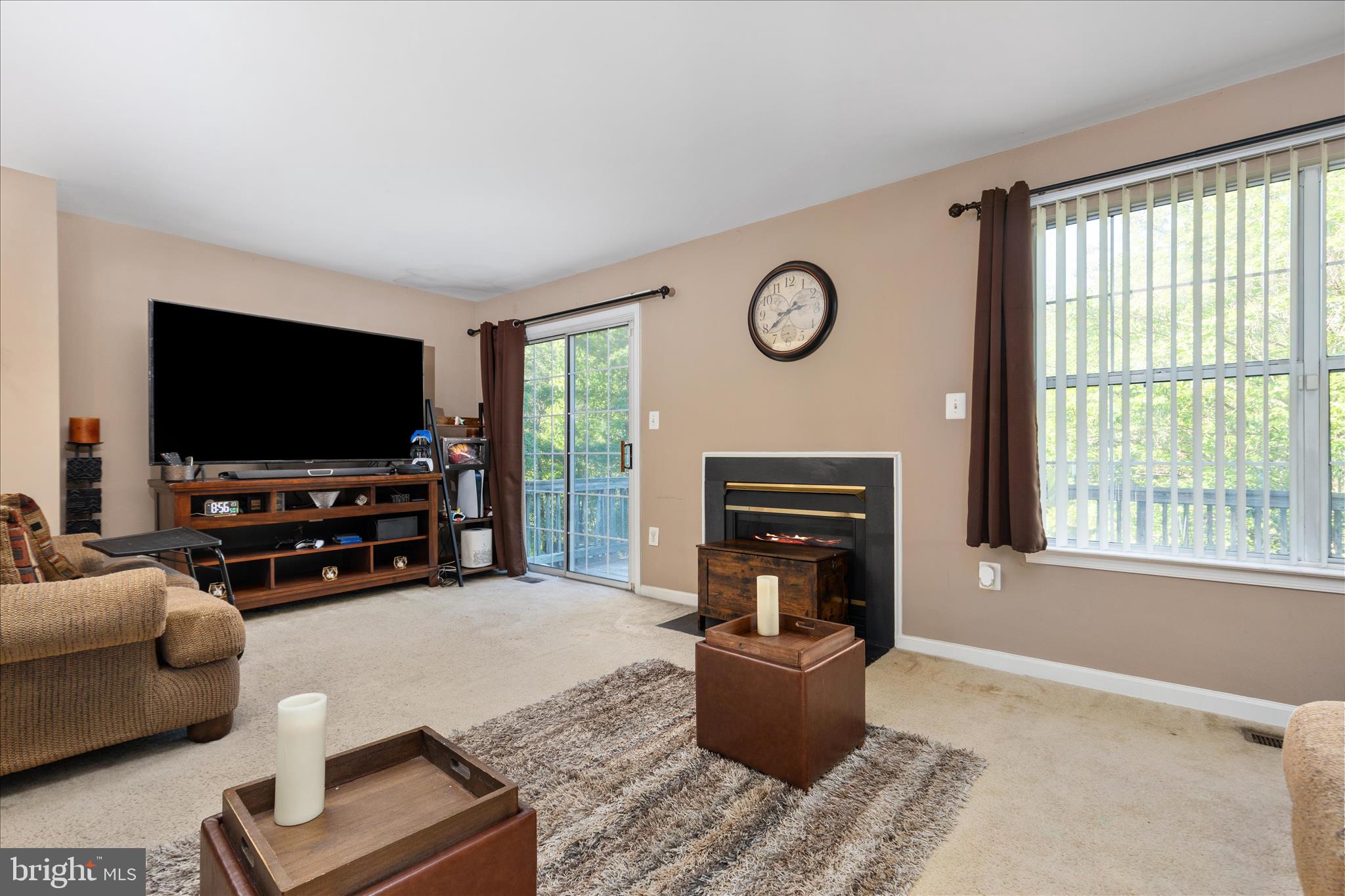 KINGS CREST - Residential