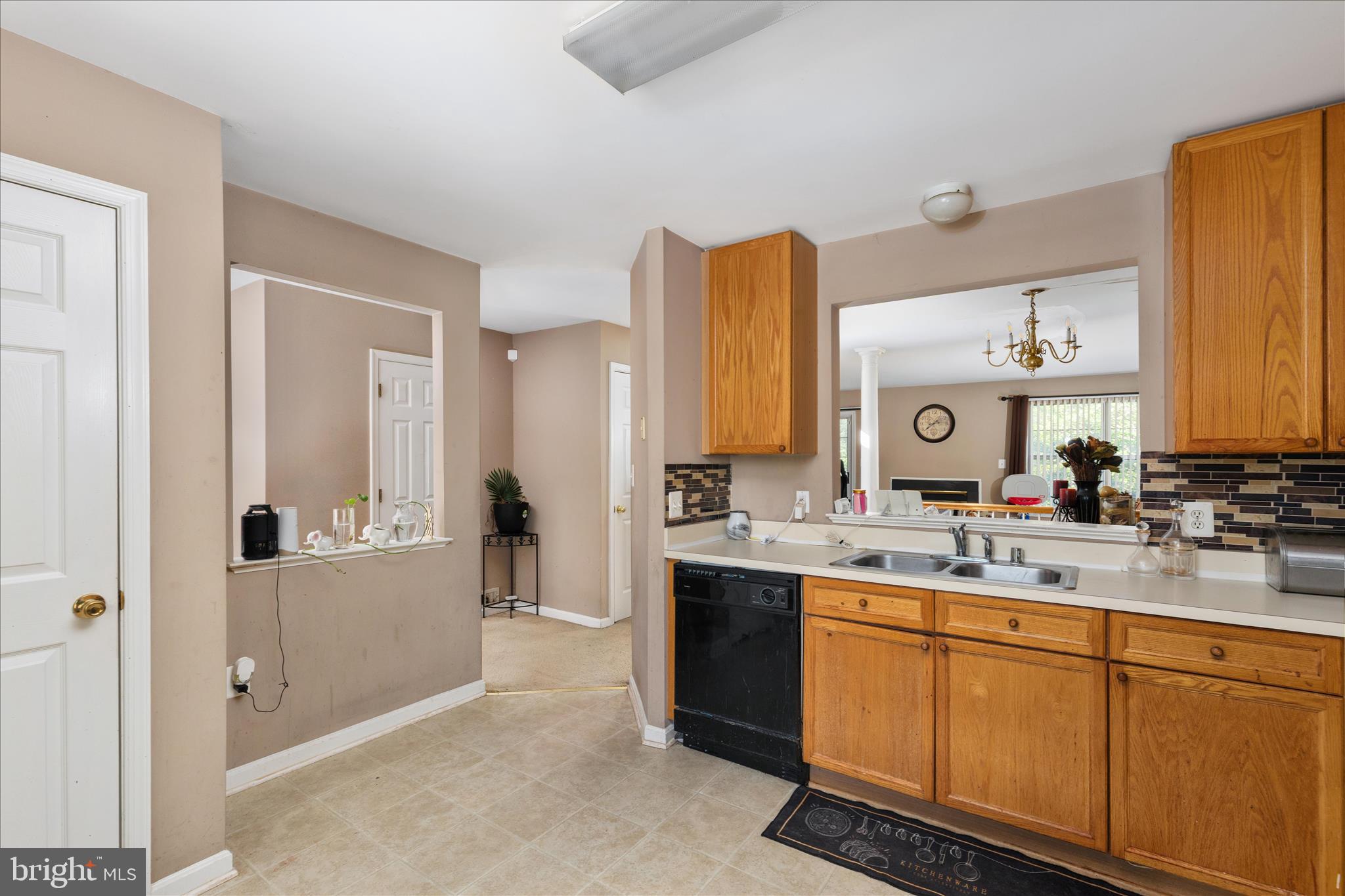 KINGS CREST - Residential