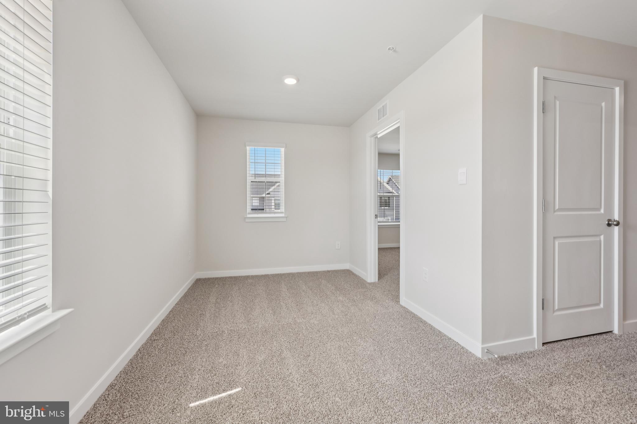 PINEGROVE - Residential