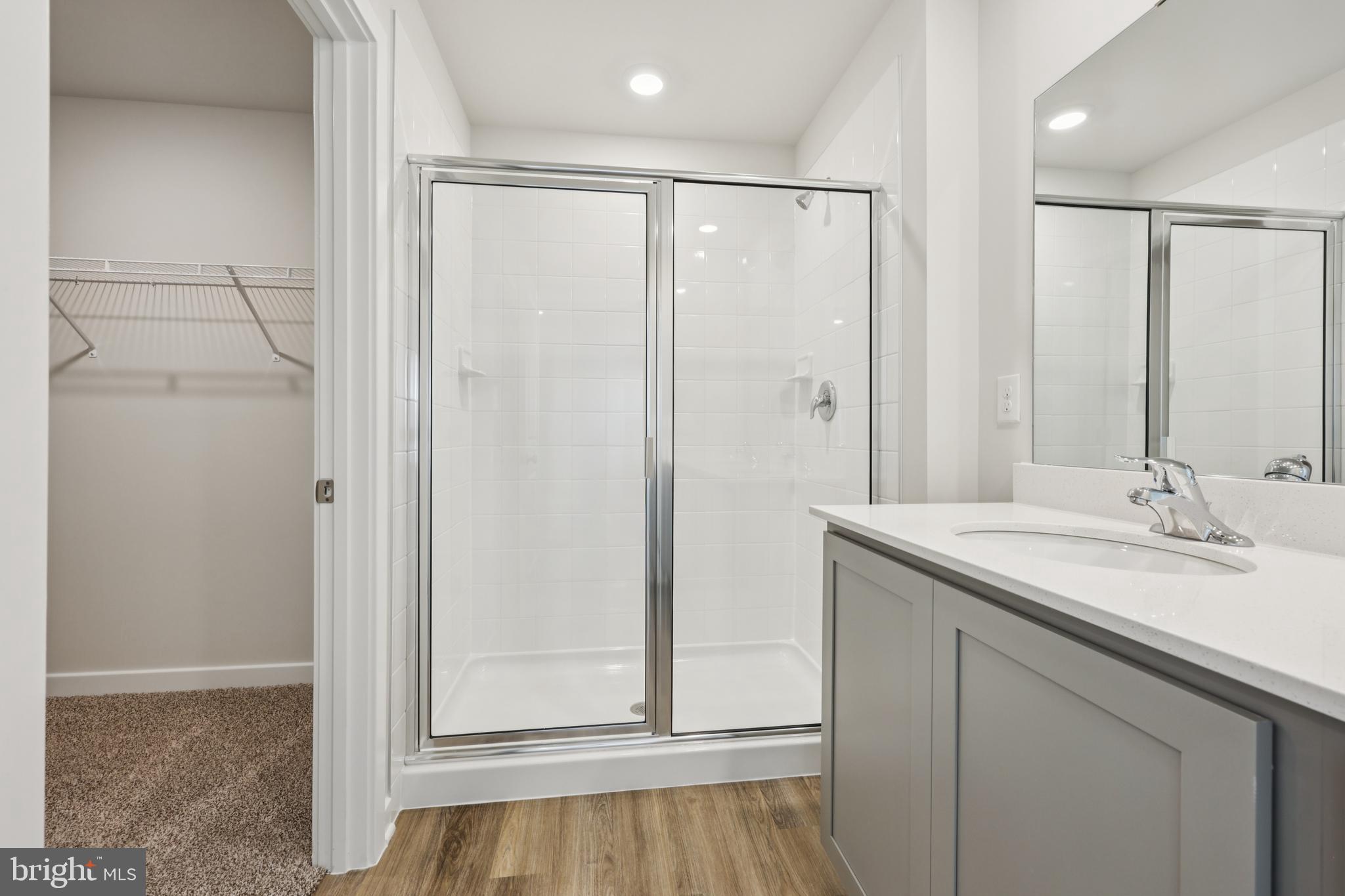 PINEGROVE - Residential