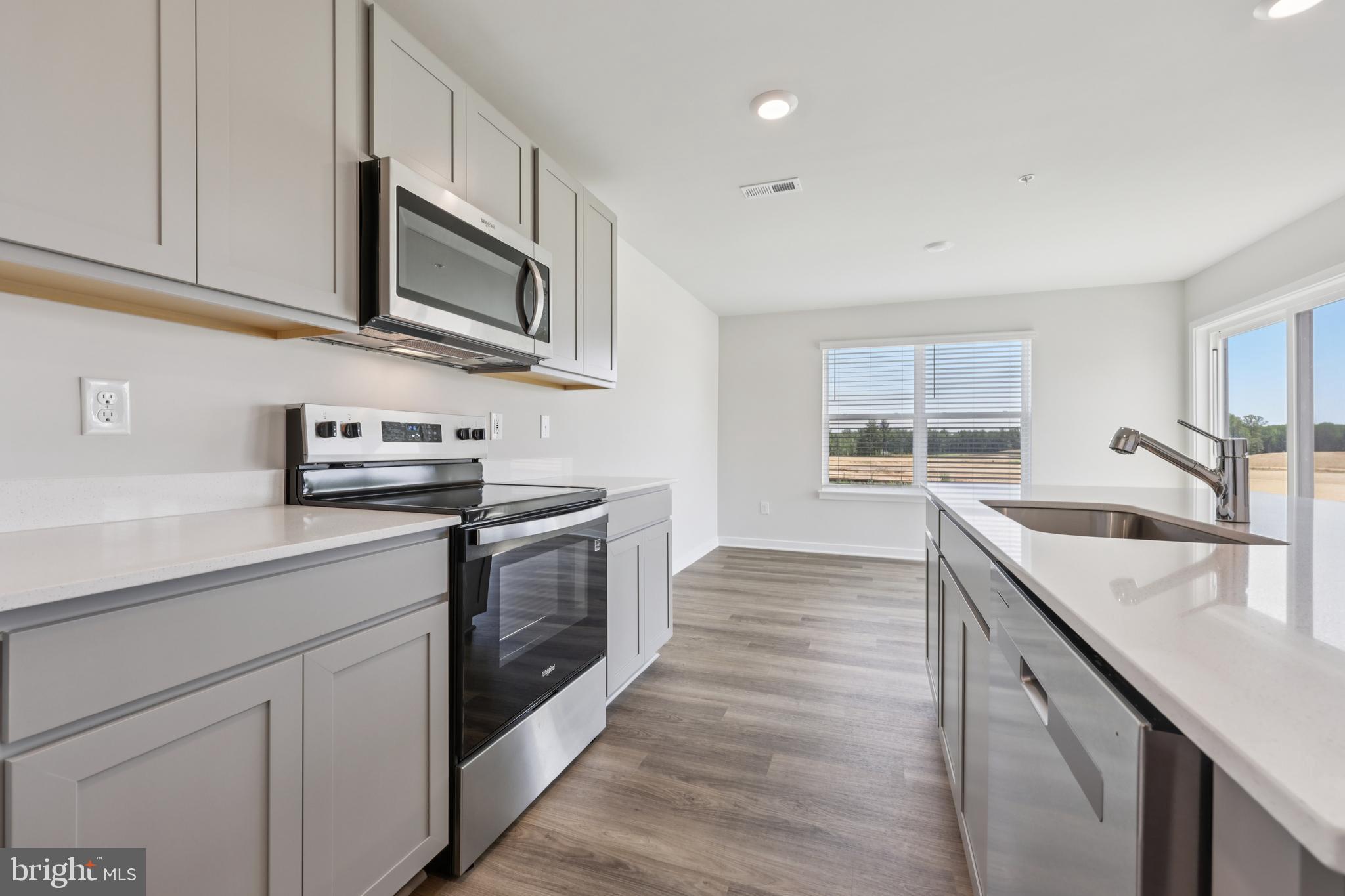 PINEGROVE - Residential