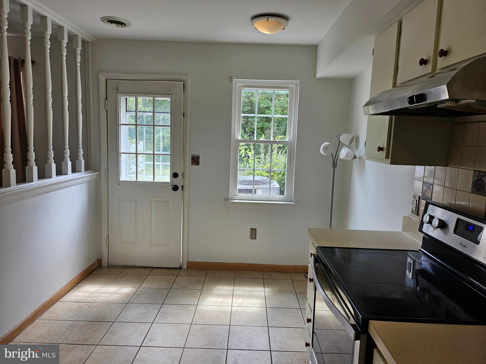 QUAKER GREEN - Residential Lease