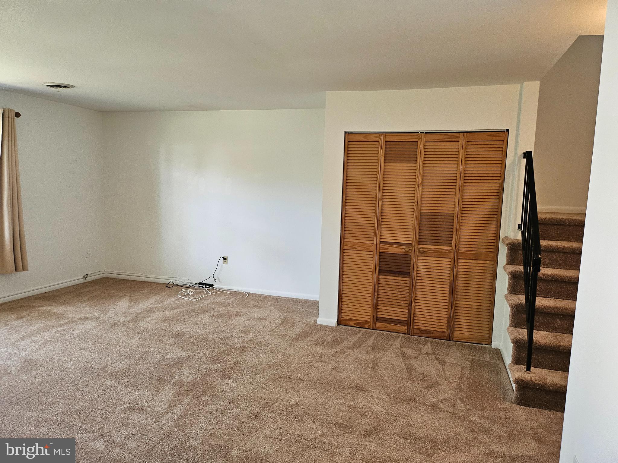 QUAKER GREEN - Residential Lease