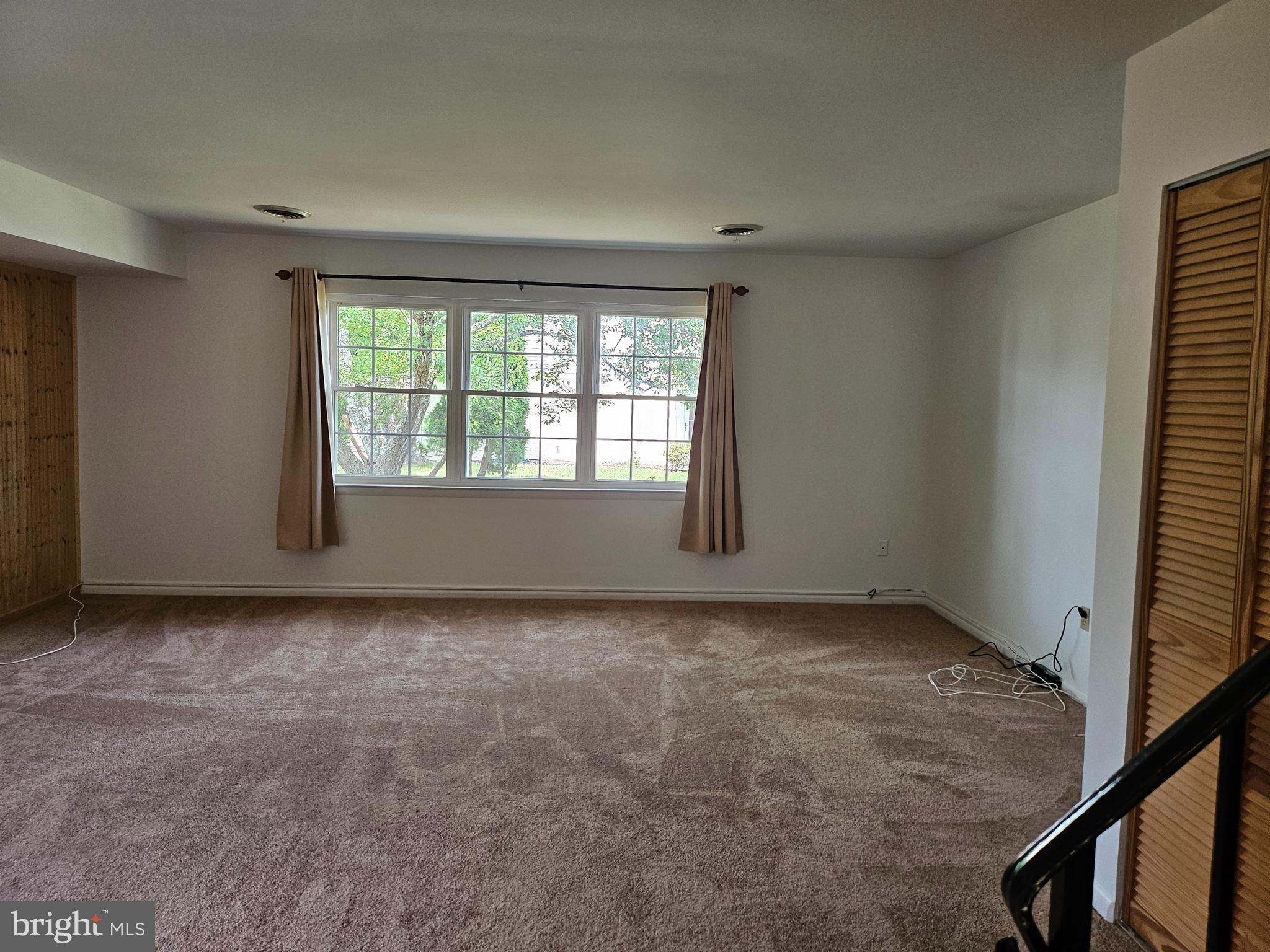 QUAKER GREEN - Residential Lease