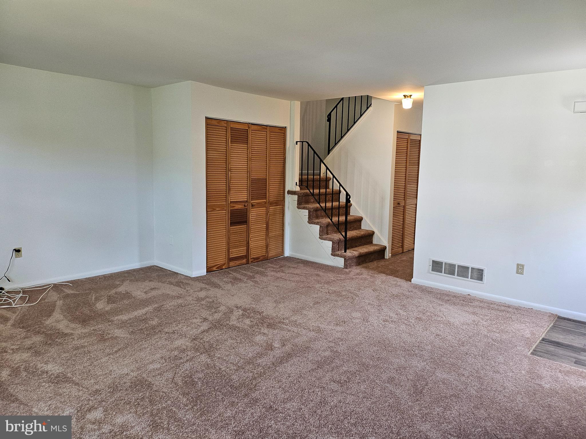 QUAKER GREEN - Residential Lease