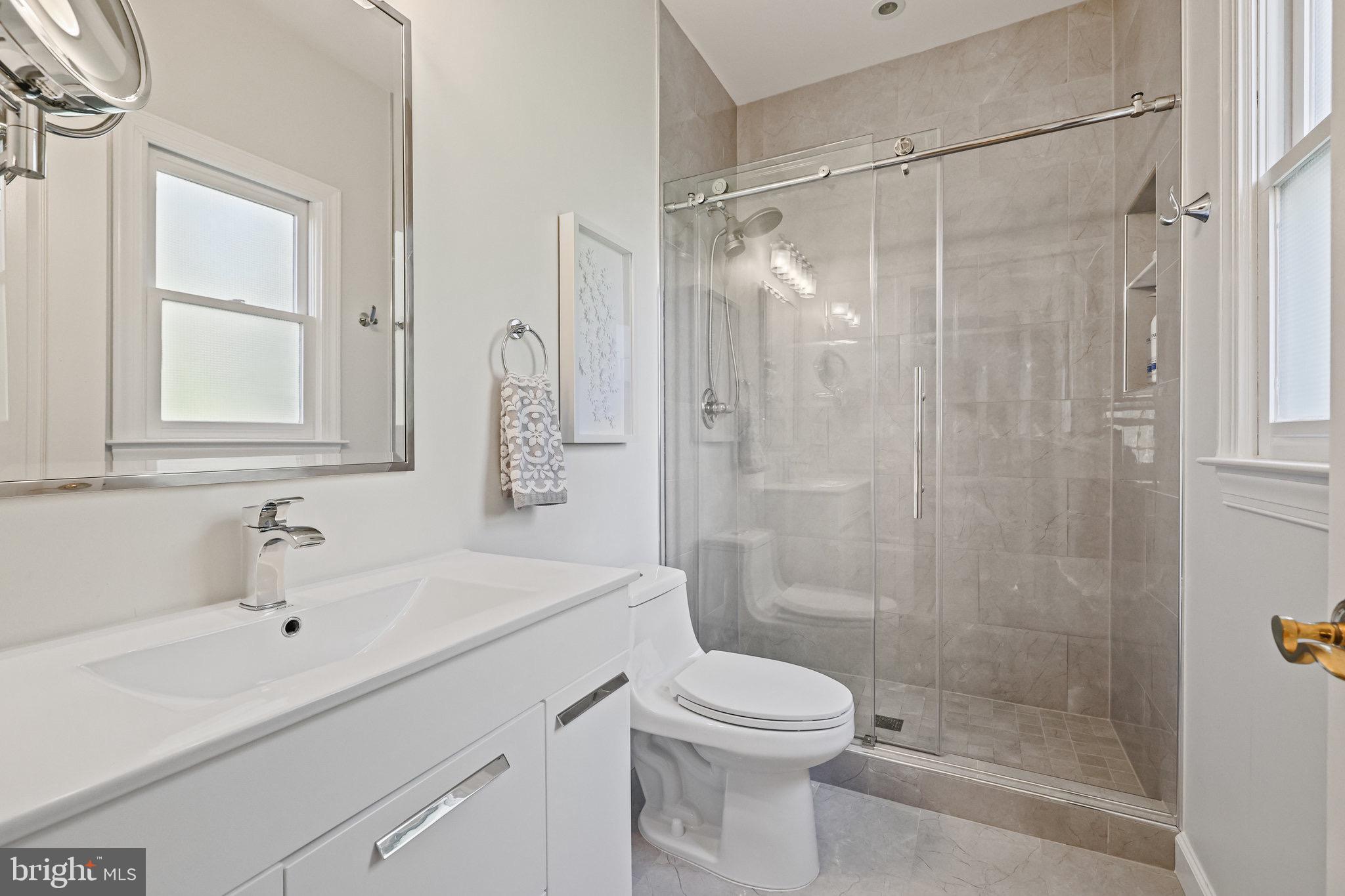 OAKTON - Residential