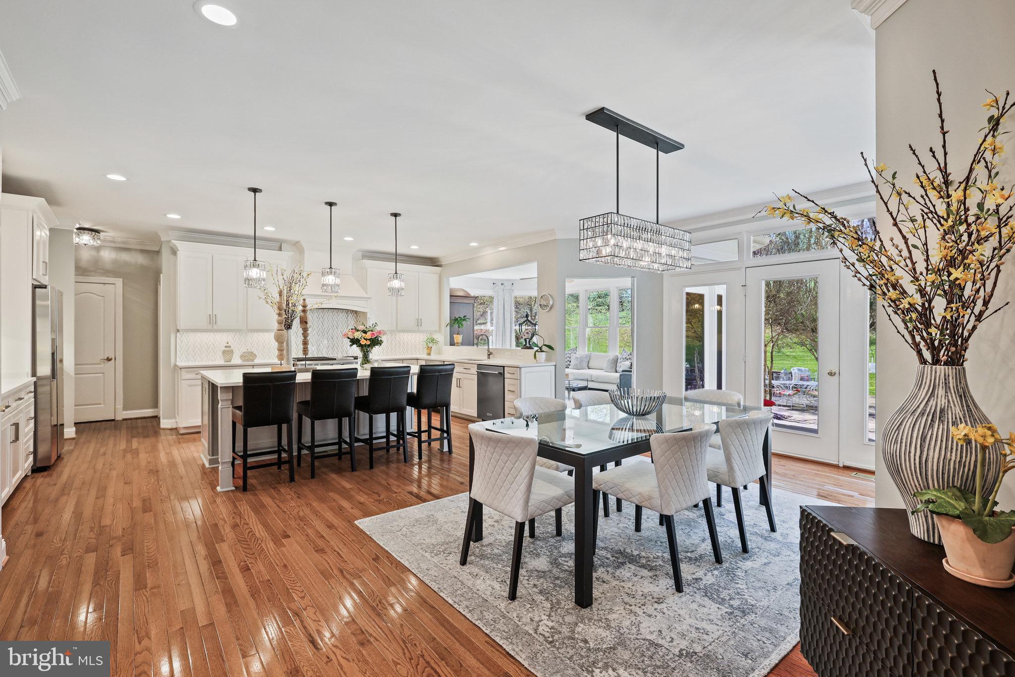 OAKTON - Residential