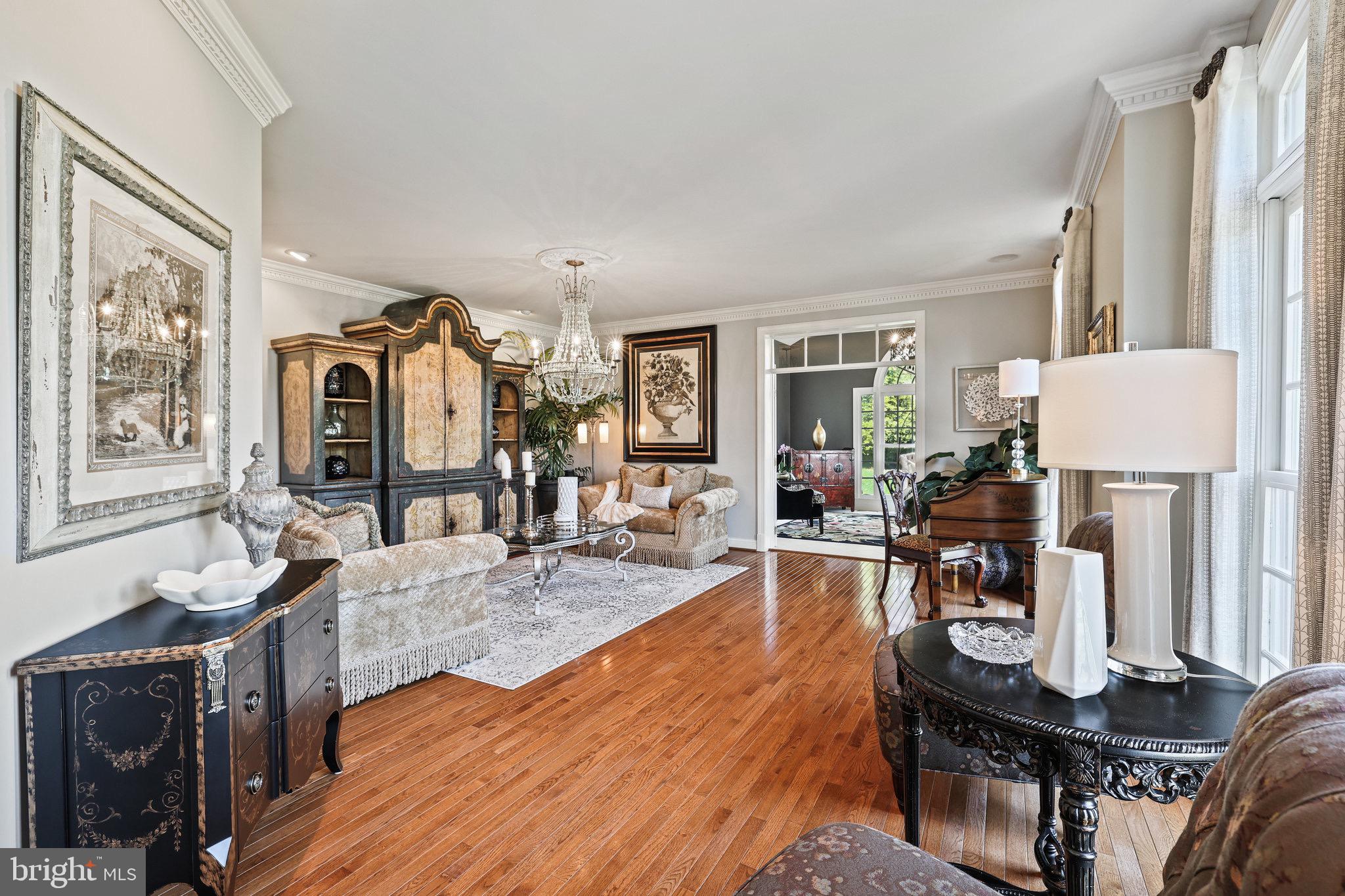 OAKTON - Residential