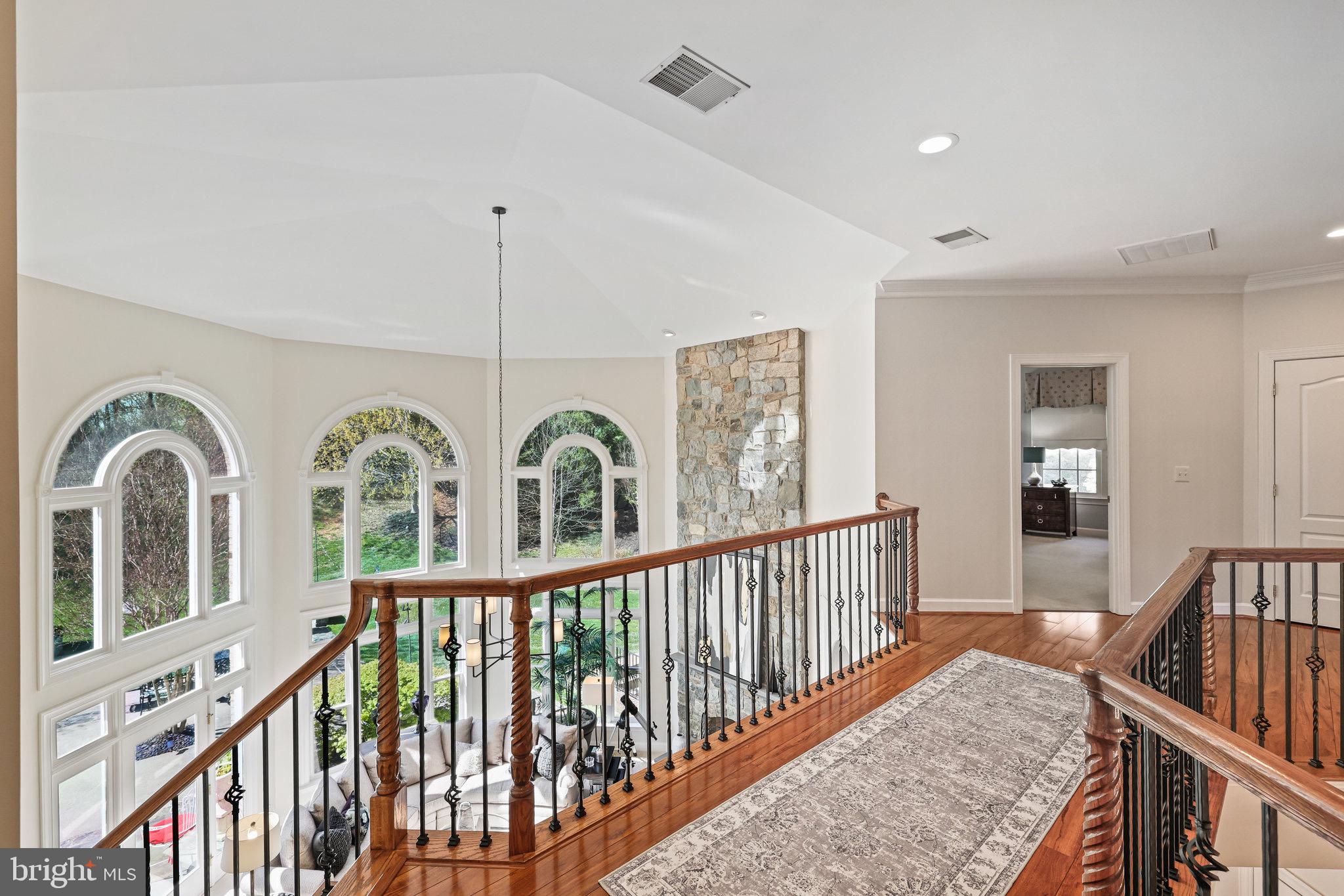 OAKTON - Residential