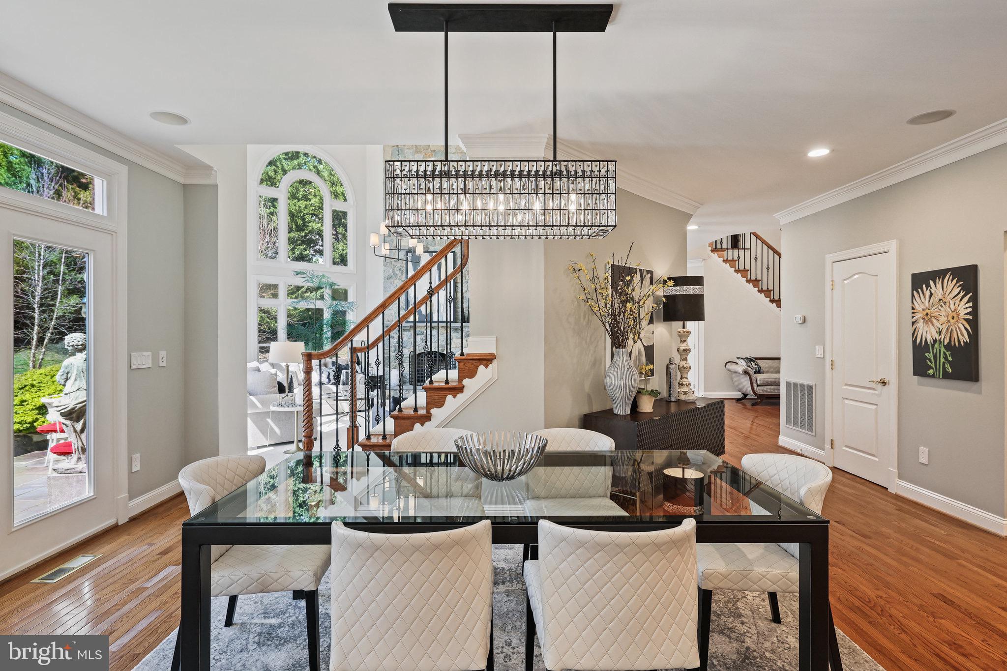 OAKTON - Residential