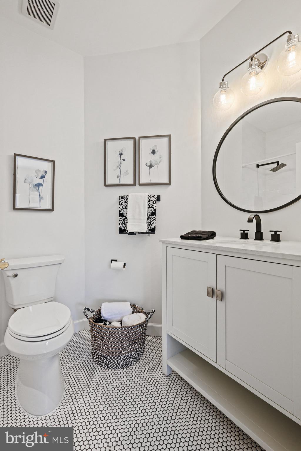 OAKTON - Residential