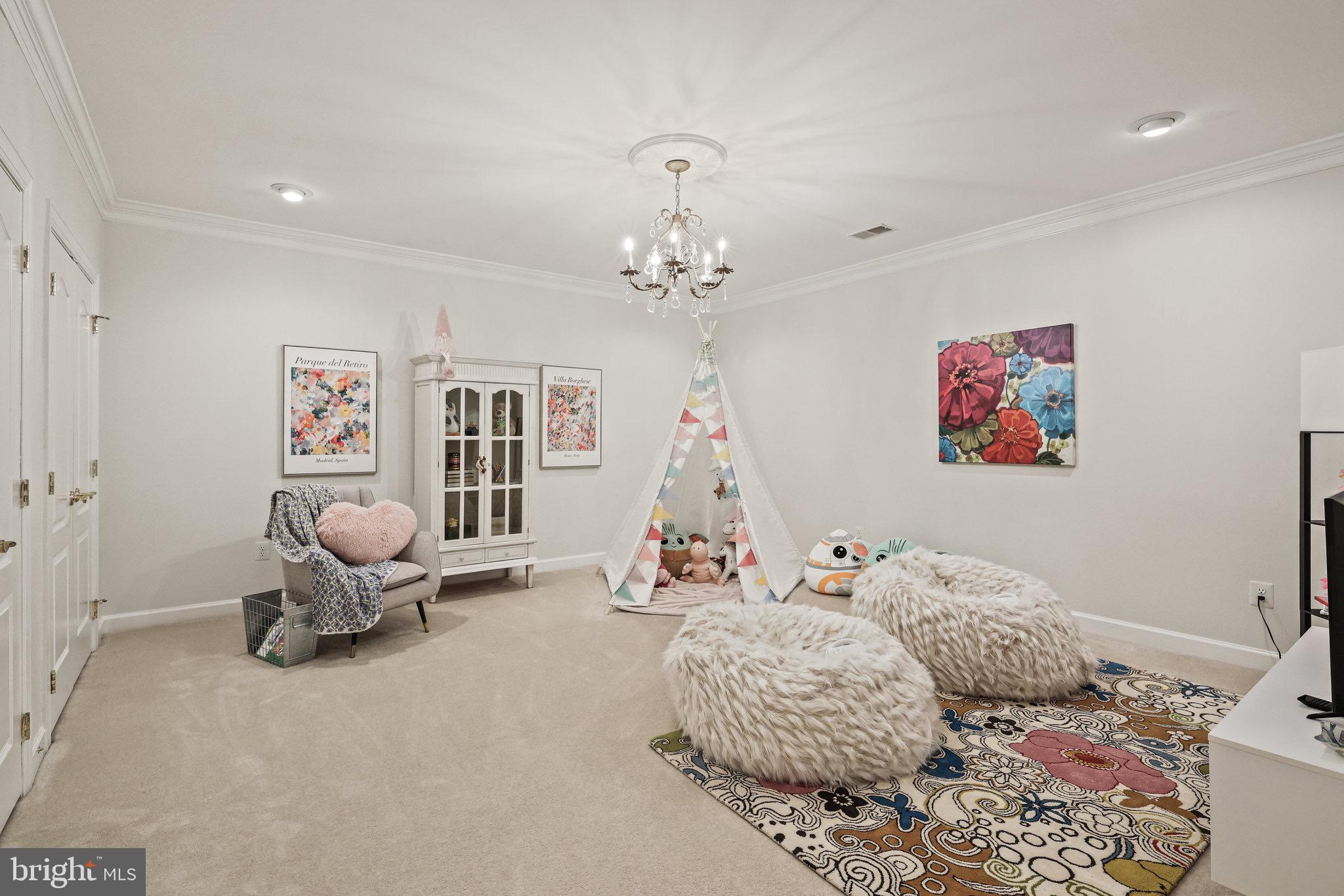 OAKTON - Residential