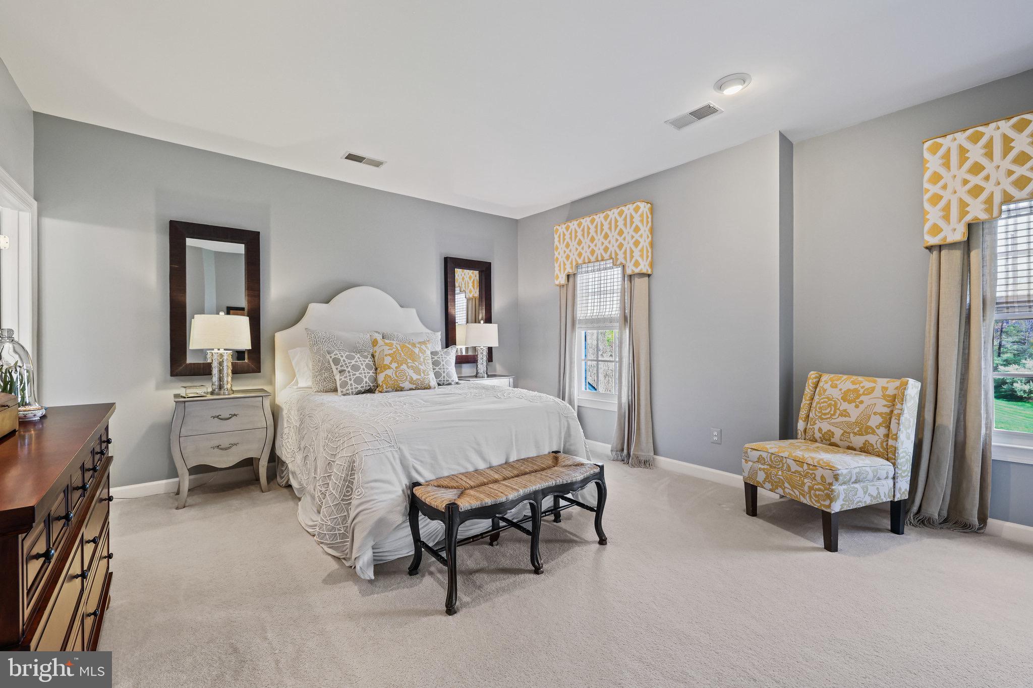 OAKTON - Residential