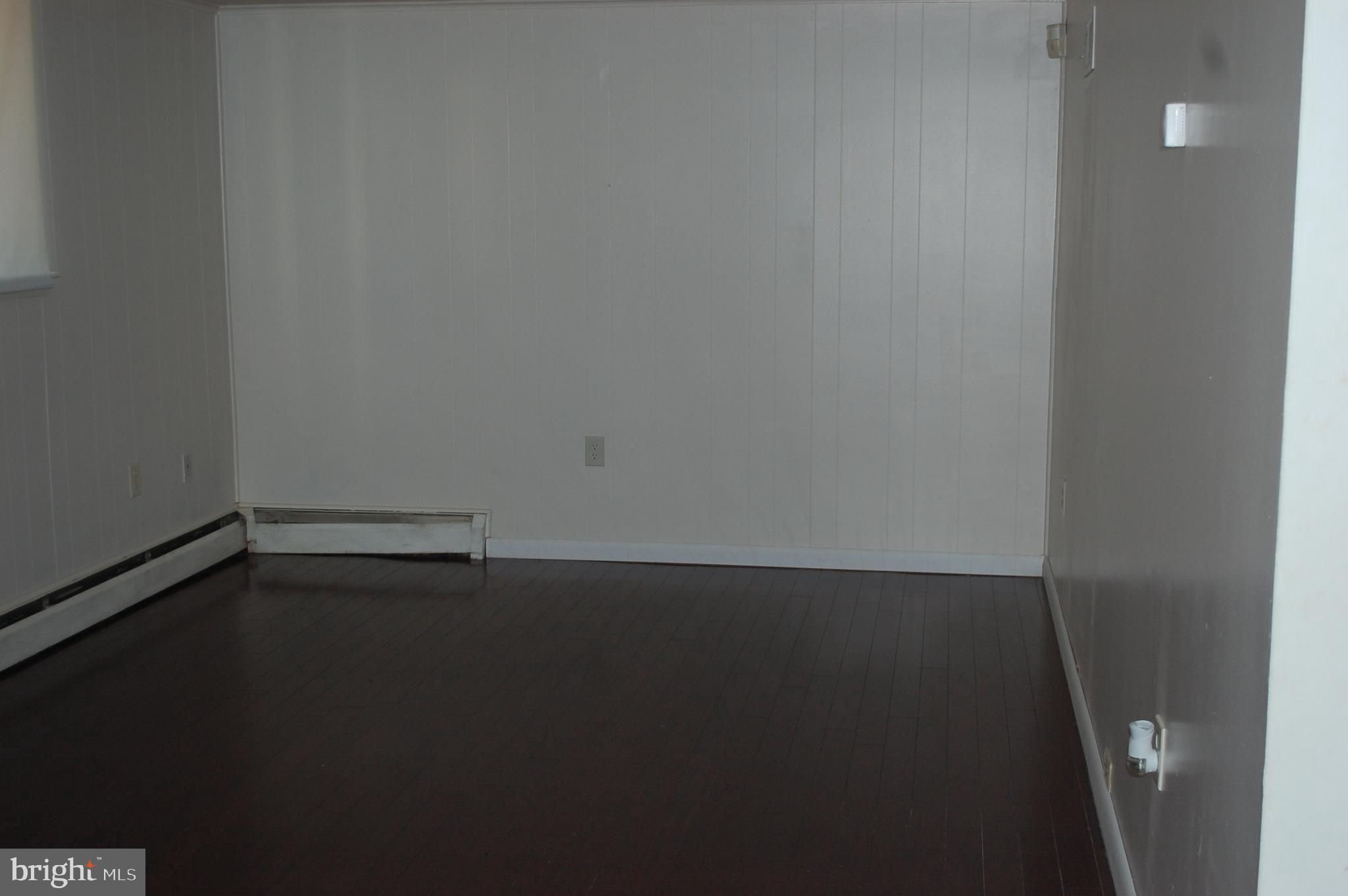 DALE CITY - Residential Lease