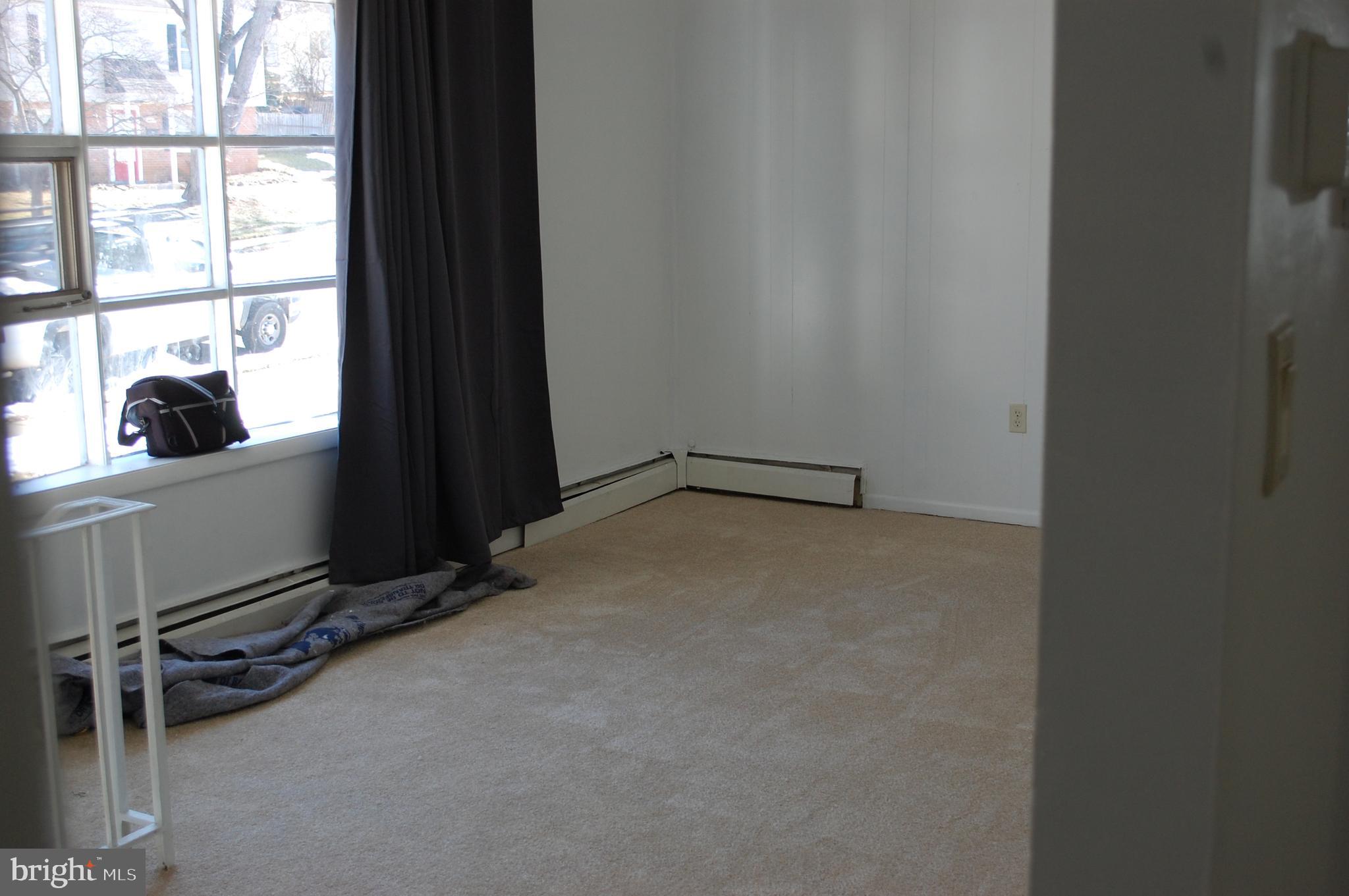 DALE CITY - Residential Lease