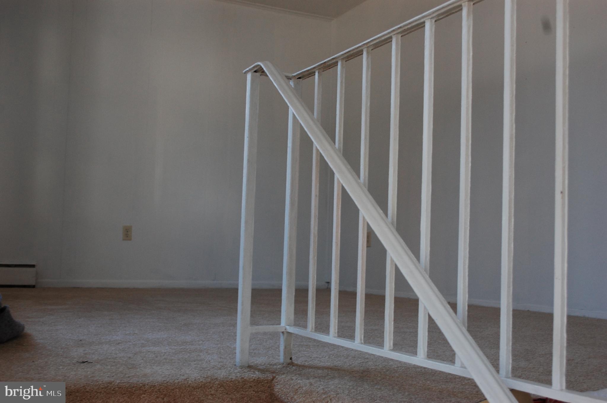 DALE CITY - Residential Lease