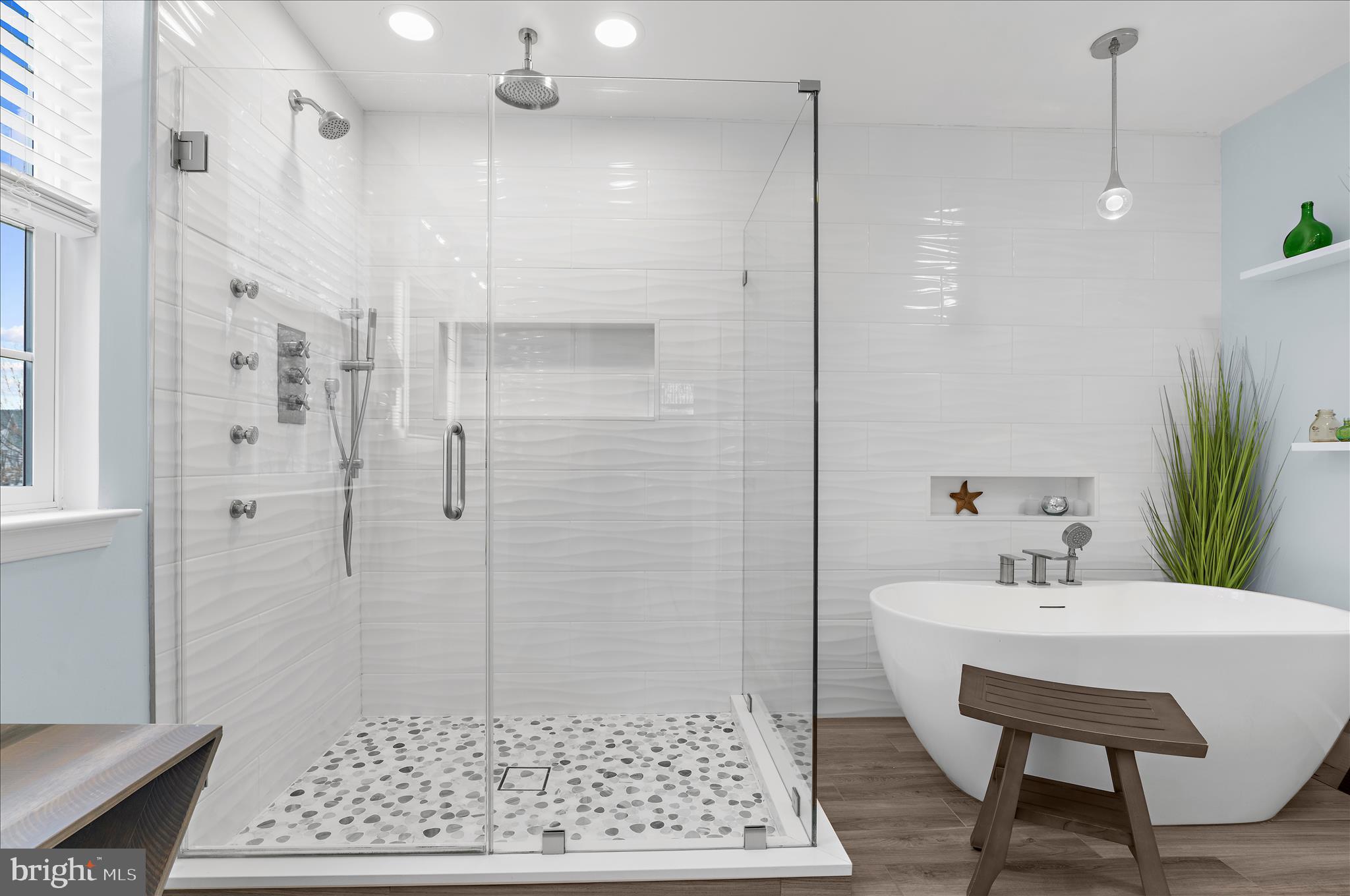 WILLOW RUN - Residential