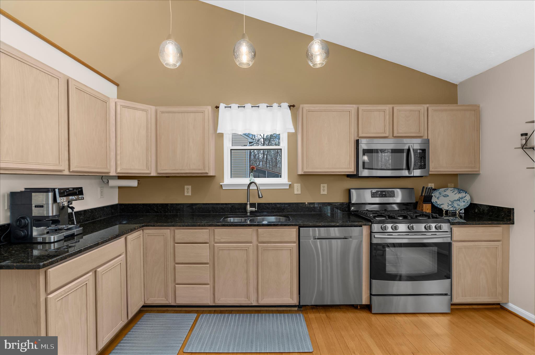 WILLOW RUN - Residential