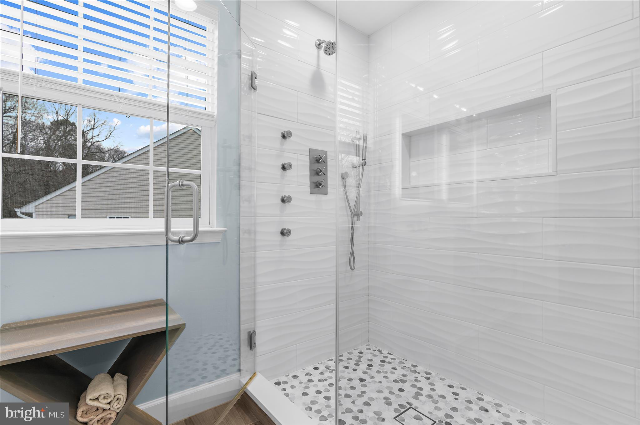 WILLOW RUN - Residential