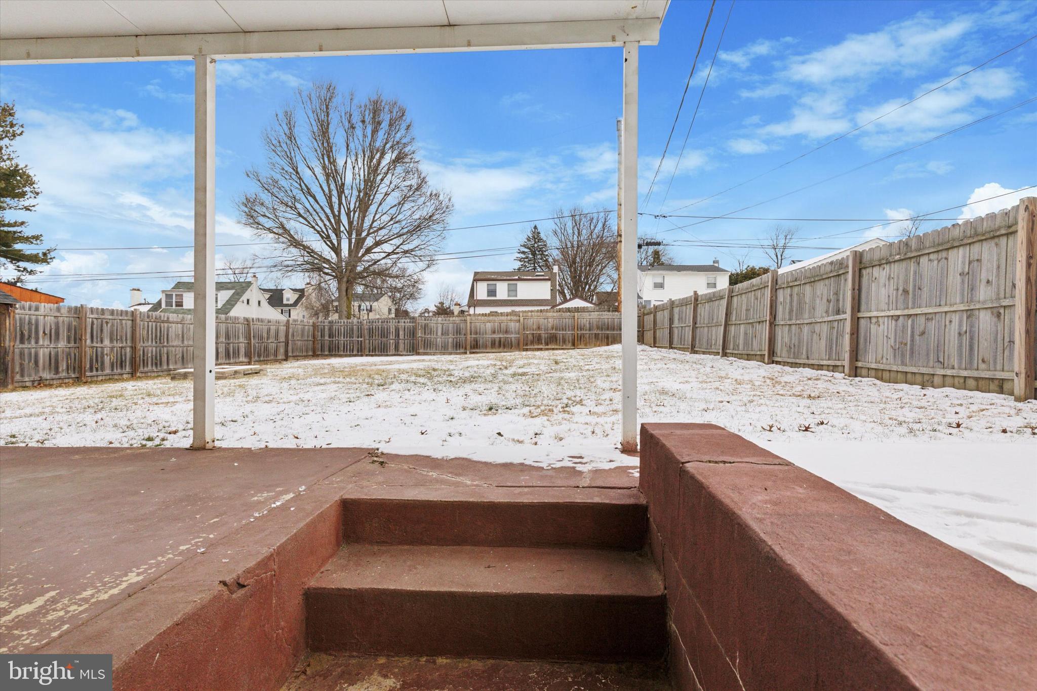 WHITELAND CREST - Residential