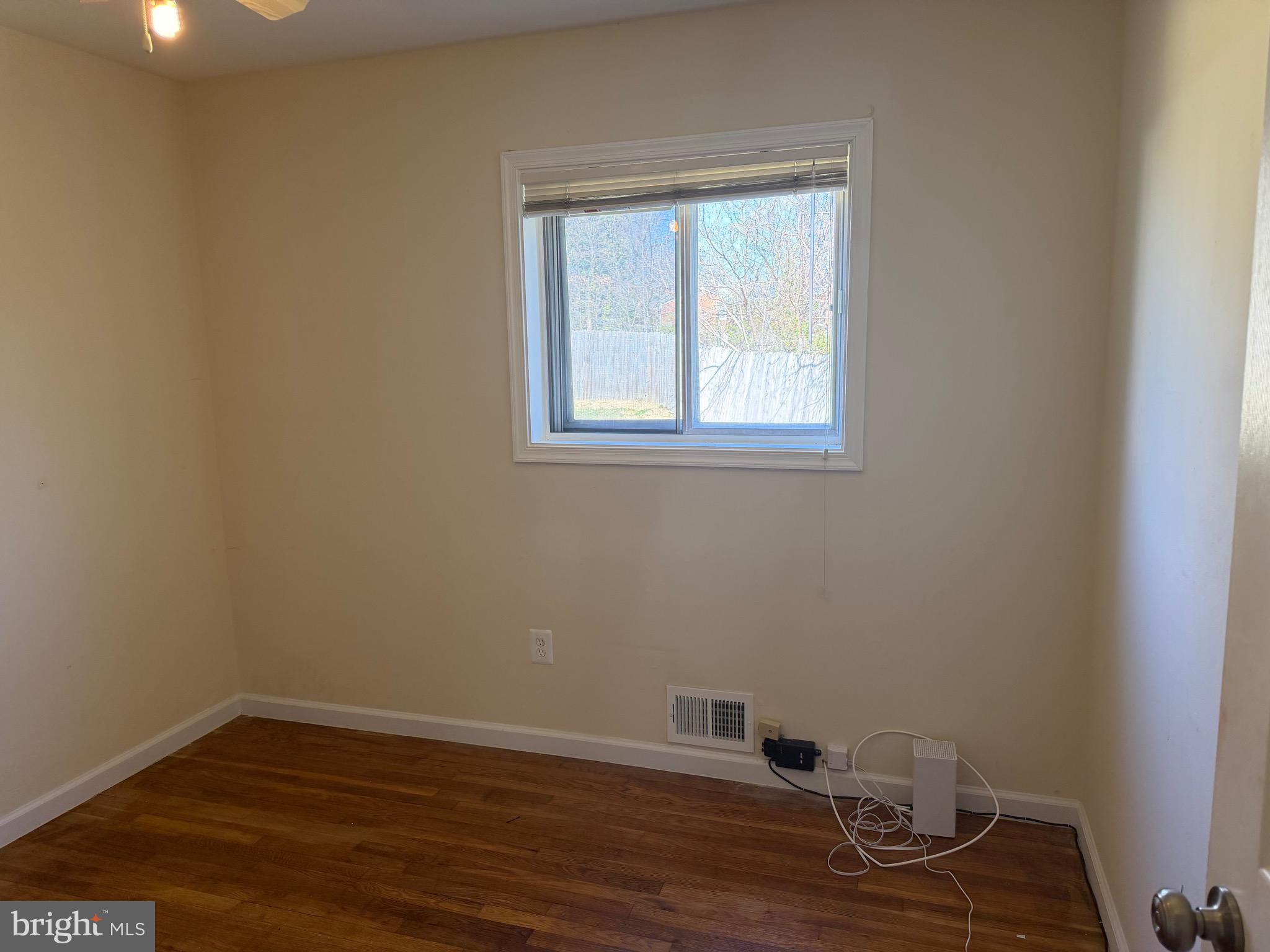 HOLLY SPRINGS - Residential