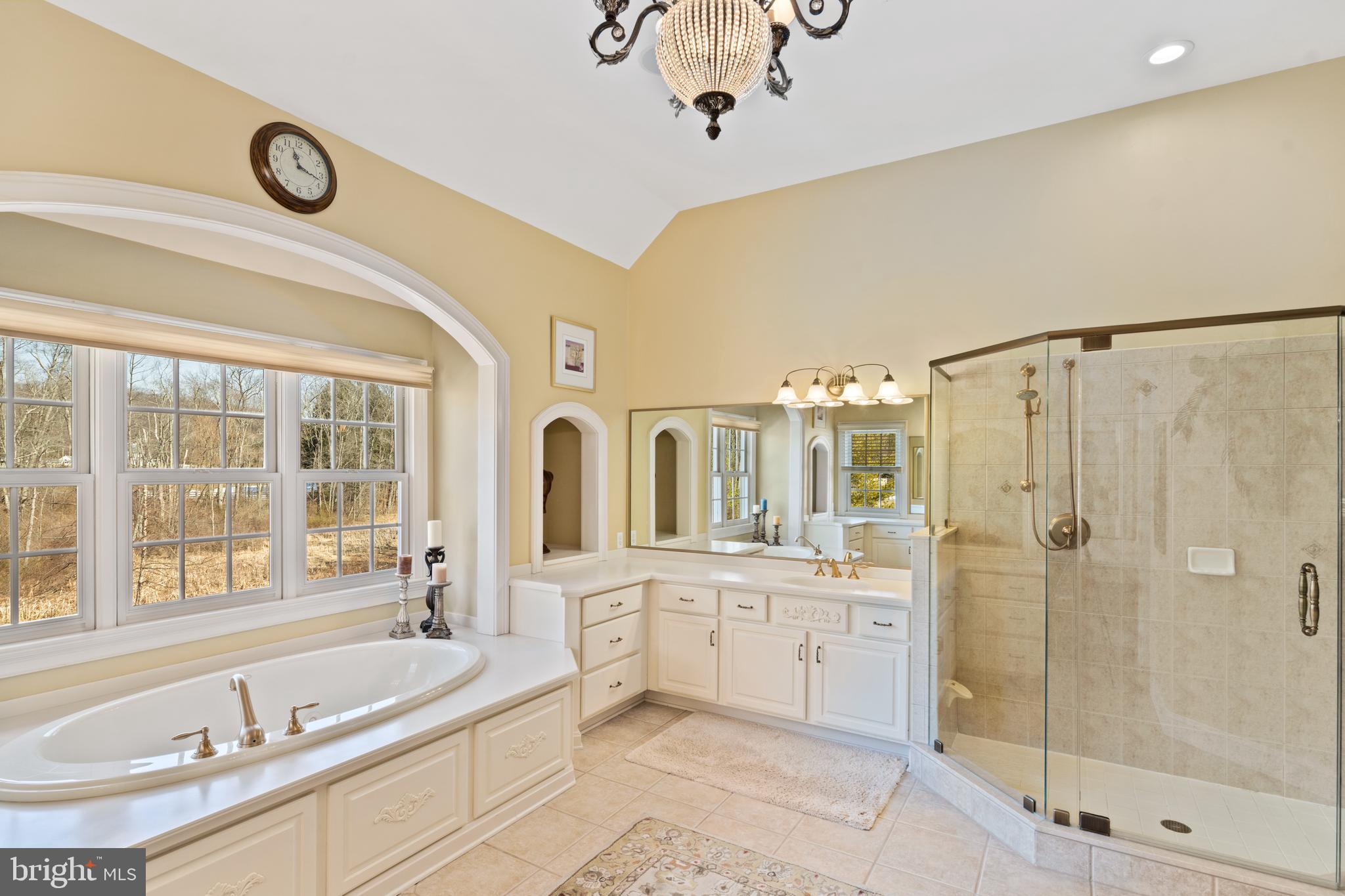 STONE RIDGE ESTATES - Residential