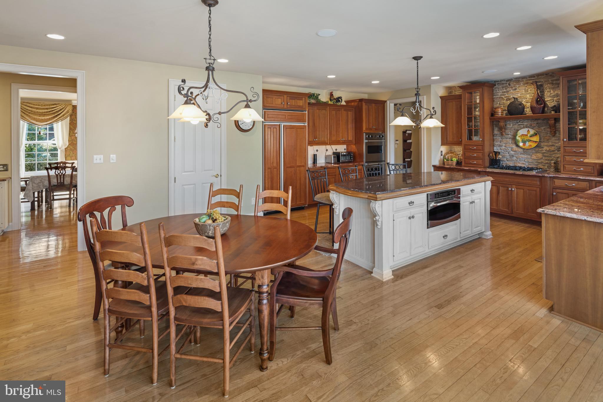 STONE RIDGE ESTATES - Residential