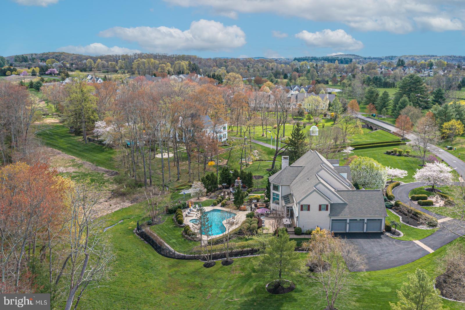 STONE RIDGE ESTATES - Residential