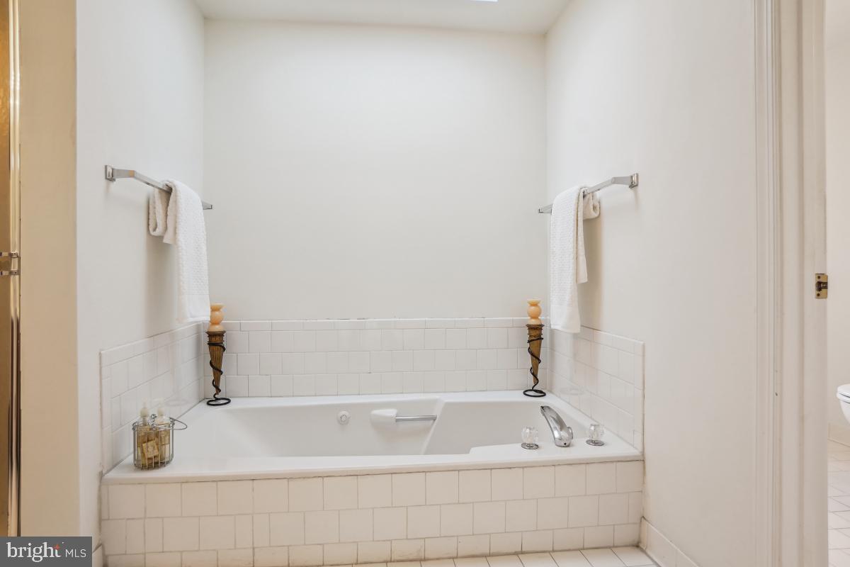 BEDFORDSHIRE - Residential