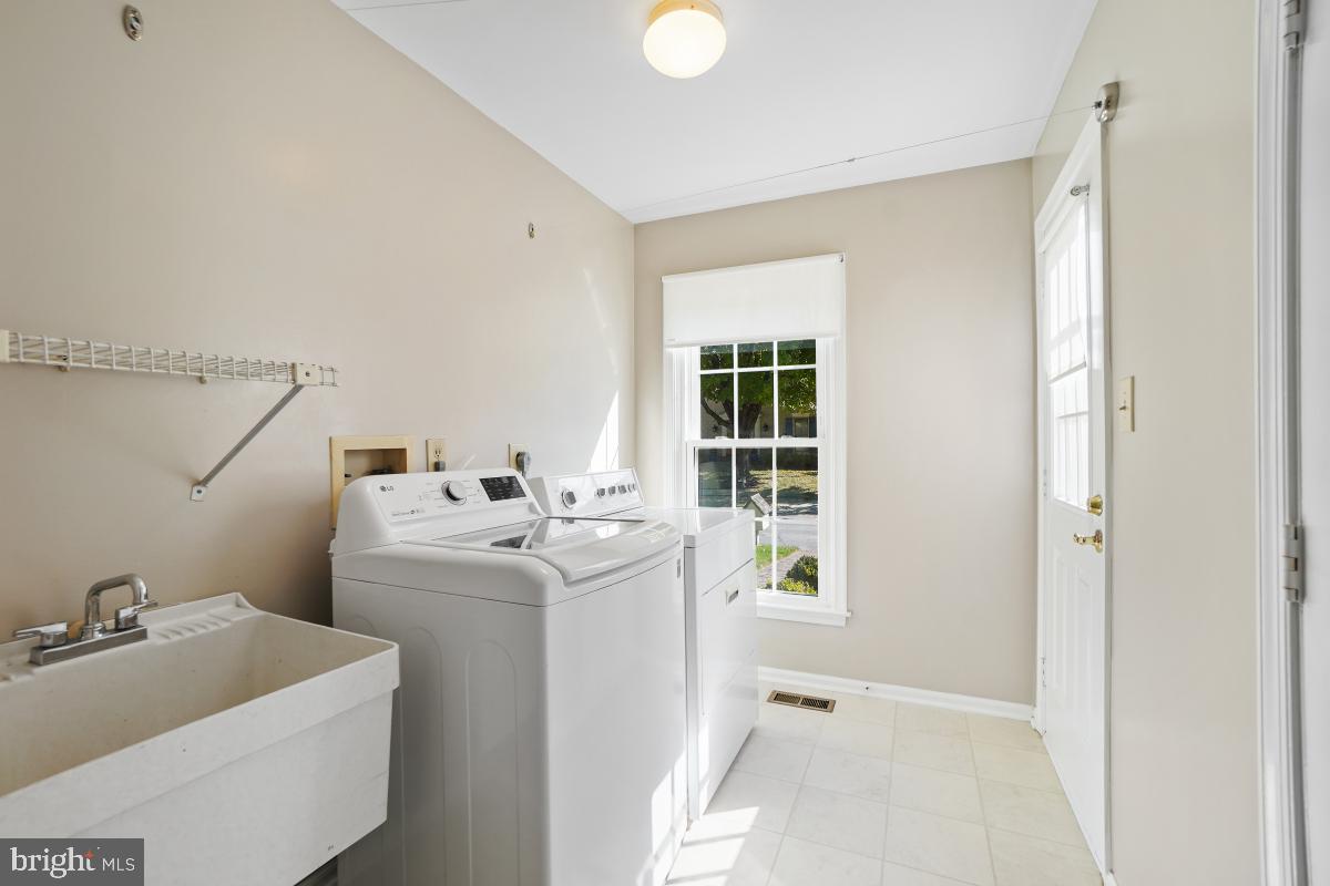 BEDFORDSHIRE - Residential