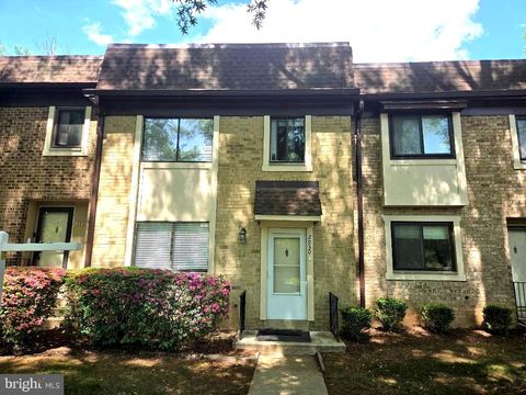 2930 JERMANTOWN ROAD 13 OAKTON VA 22124