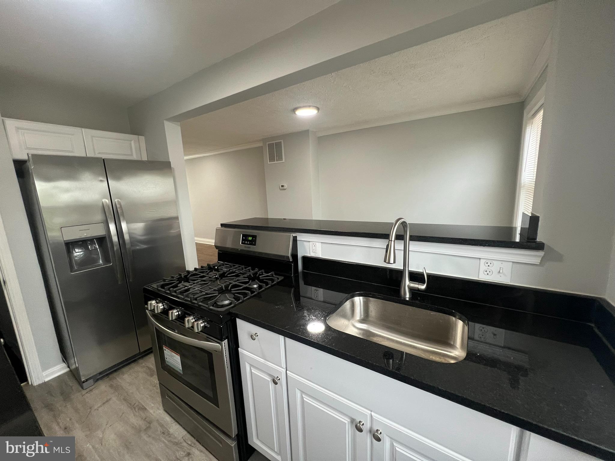 BROOKLYN PARK - Residential Lease