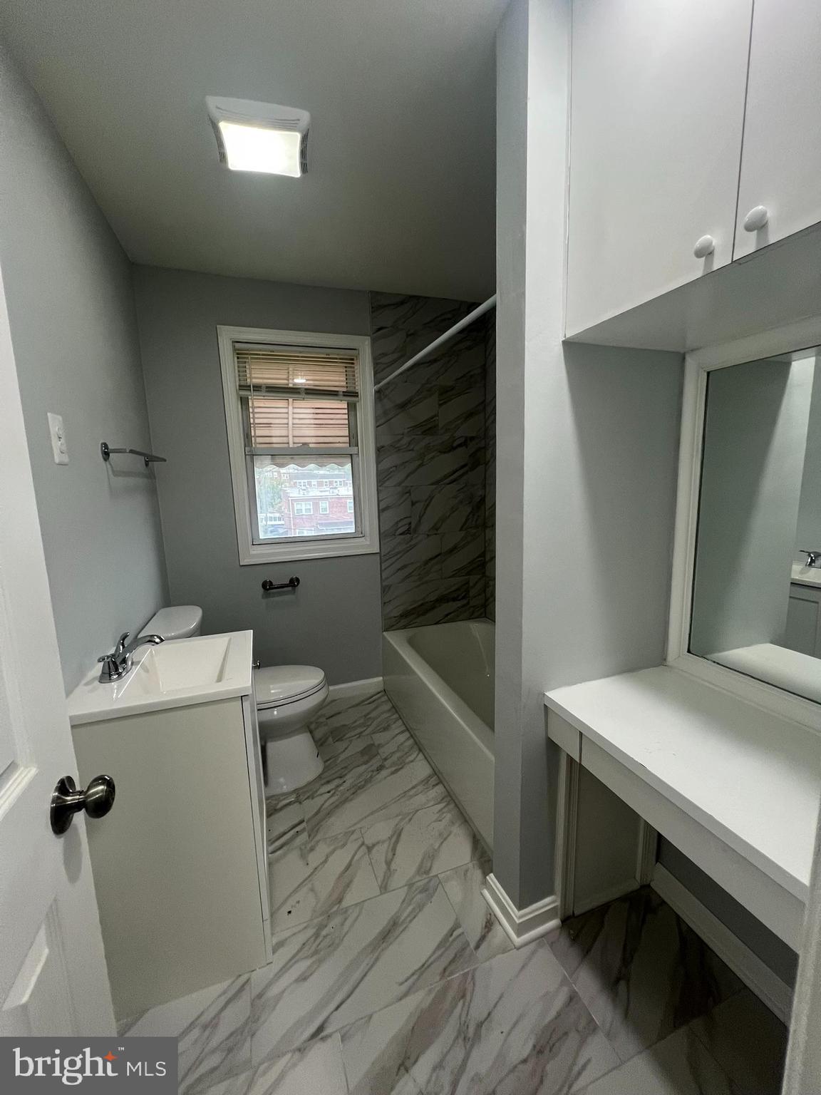 BROOKLYN PARK - Residential Lease