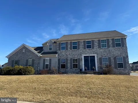 MLS: PAYK2076874