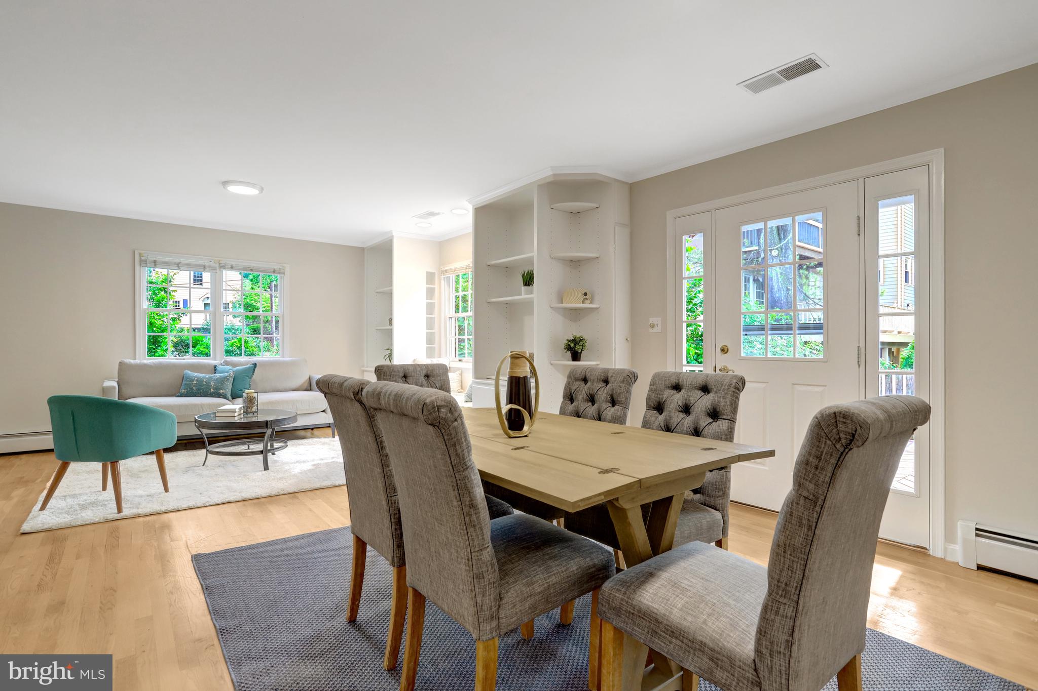 WAVERLY HILLS - Residential