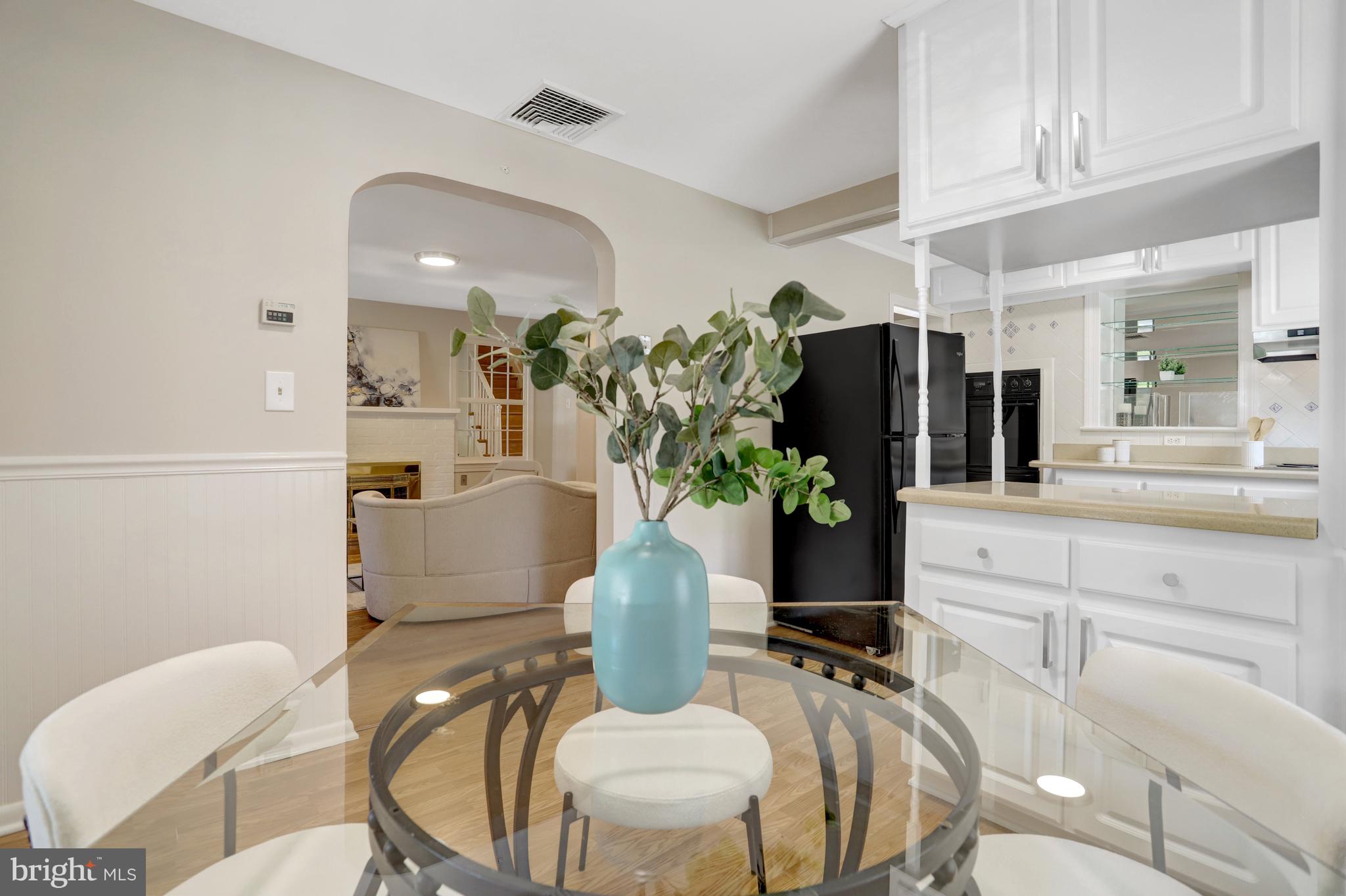 WAVERLY HILLS - Residential