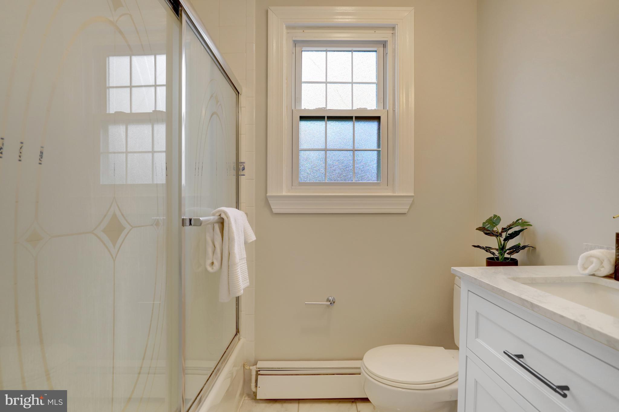 WAVERLY HILLS - Residential