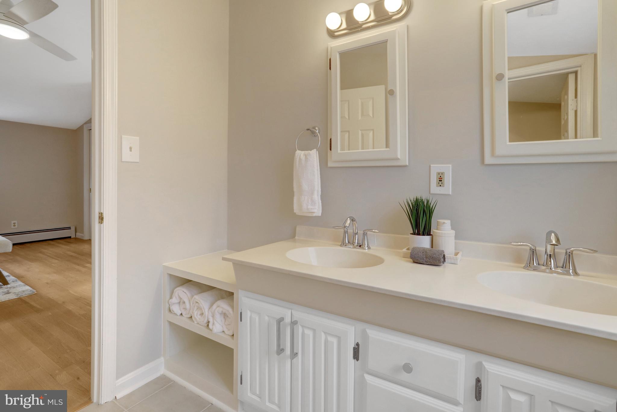 WAVERLY HILLS - Residential