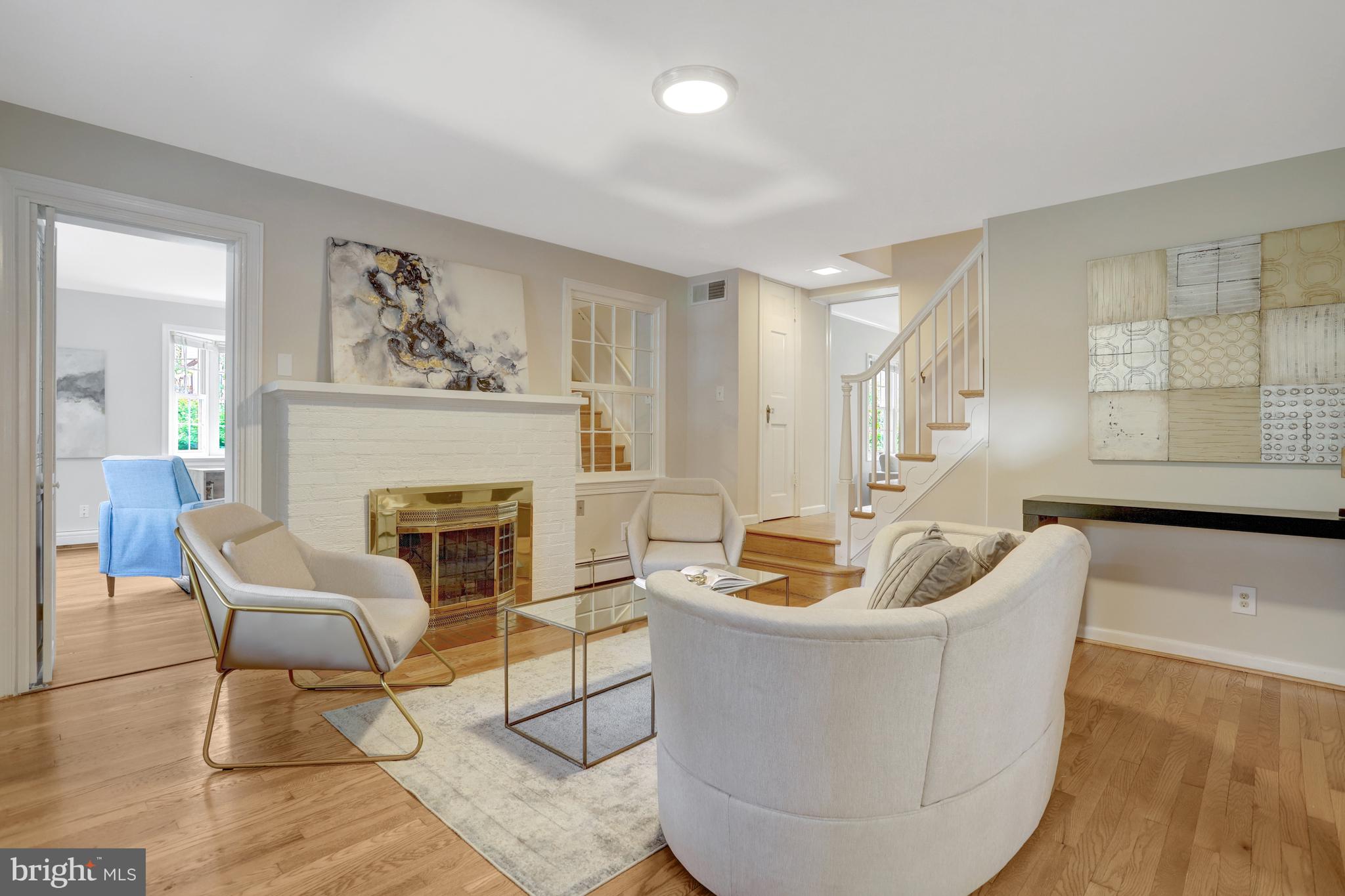 WAVERLY HILLS - Residential