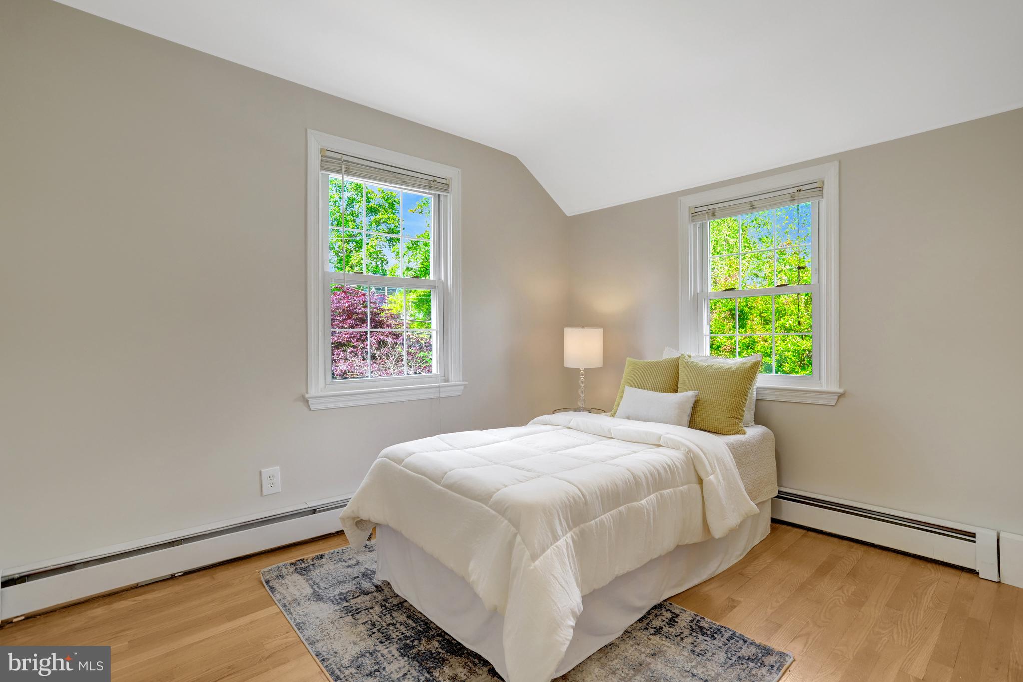 WAVERLY HILLS - Residential