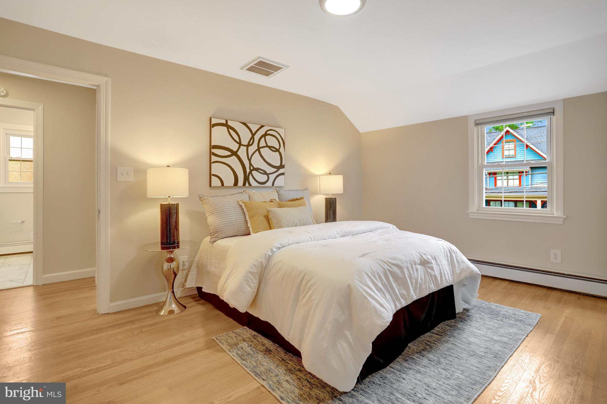 WAVERLY HILLS - Residential