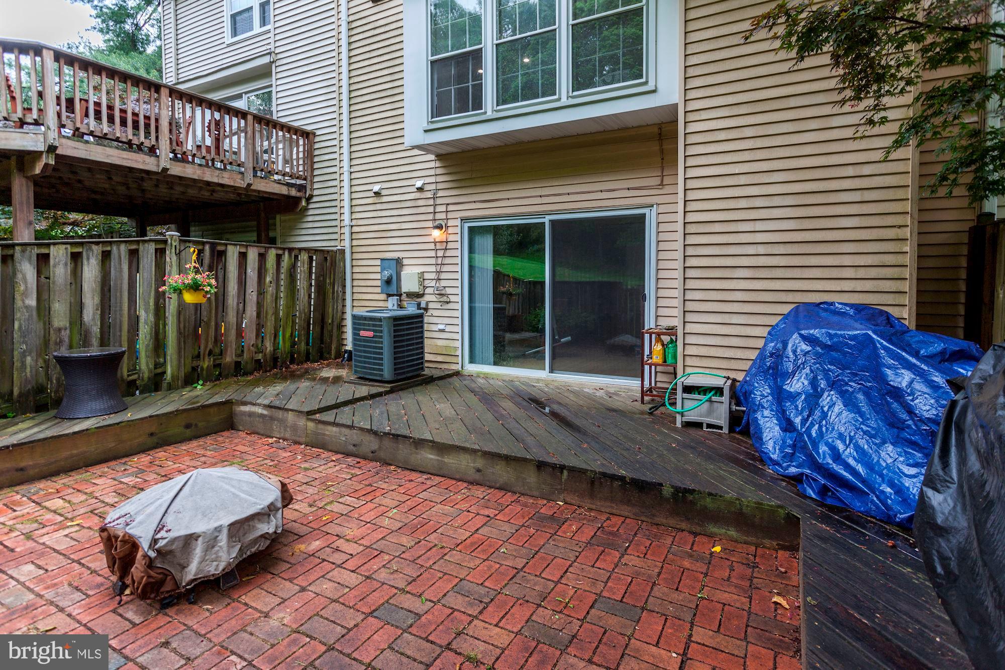 GLEN COVE - Residential