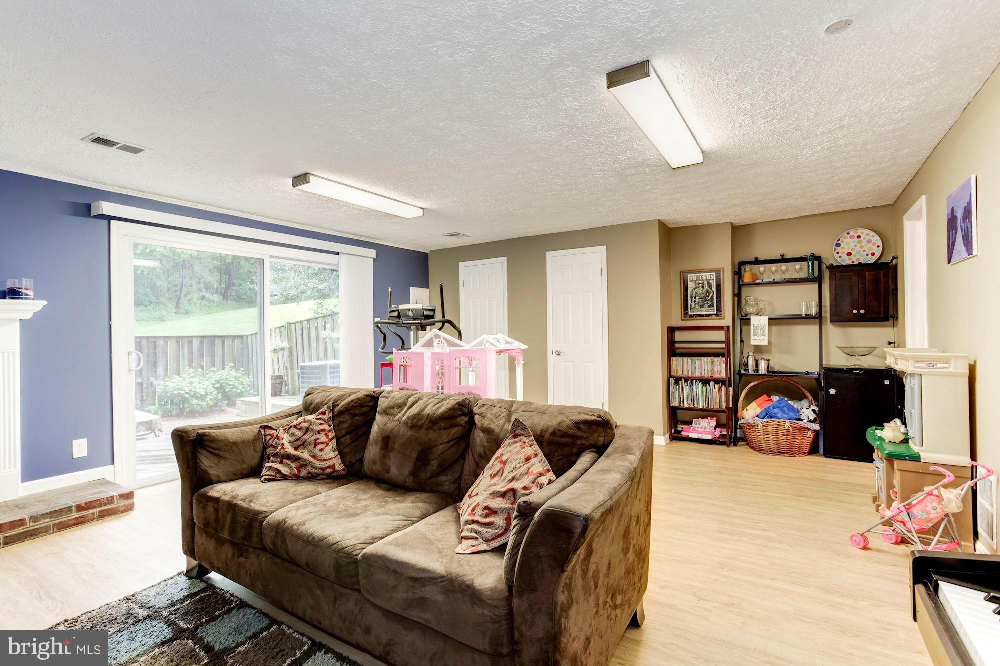 GLEN COVE - Residential