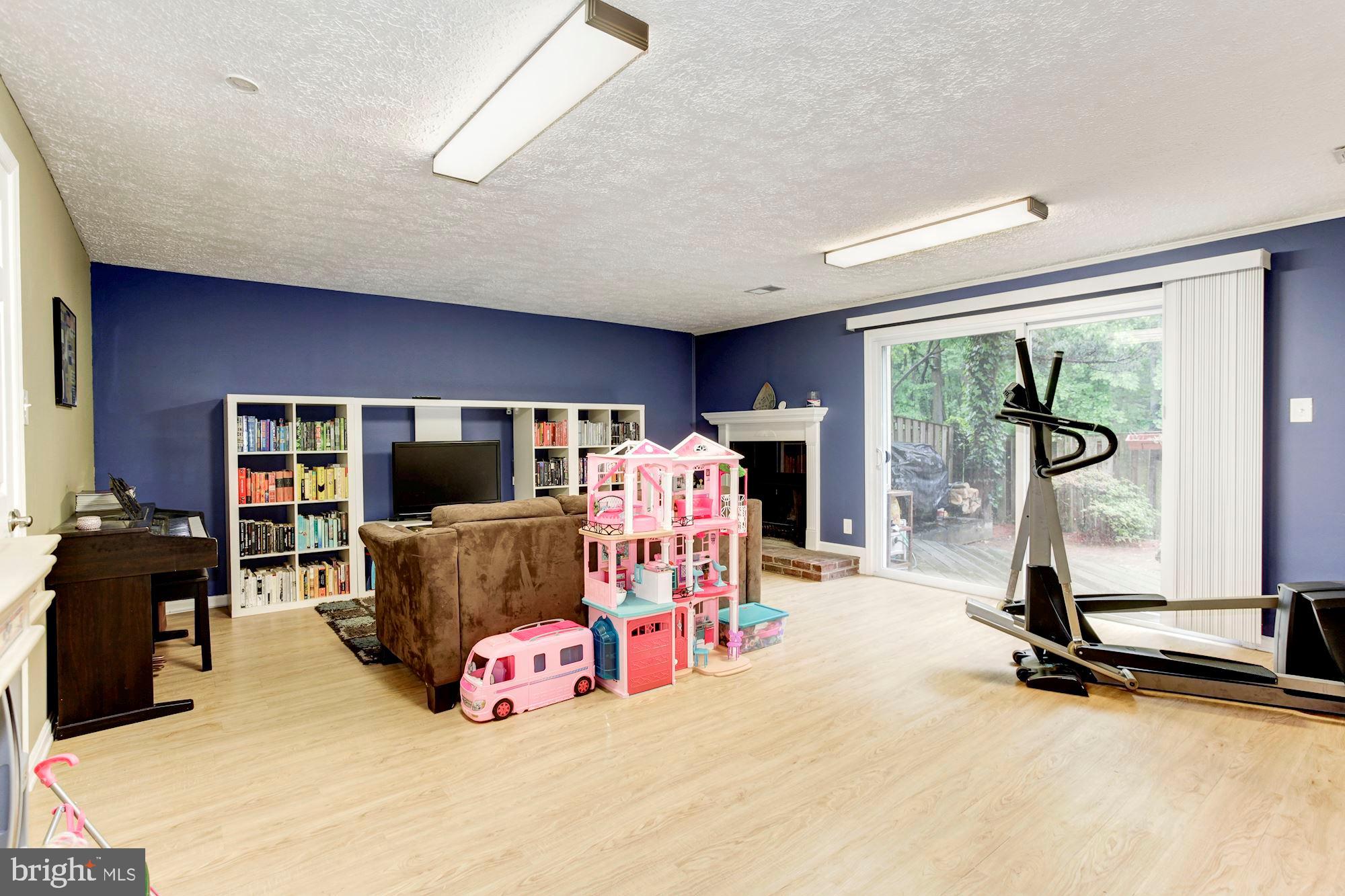 GLEN COVE - Residential